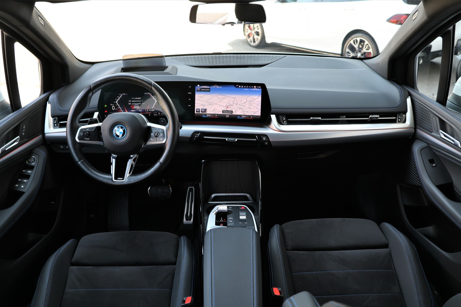 BMW 225e xDrive Active Tourer M Sport (CH)-image-14