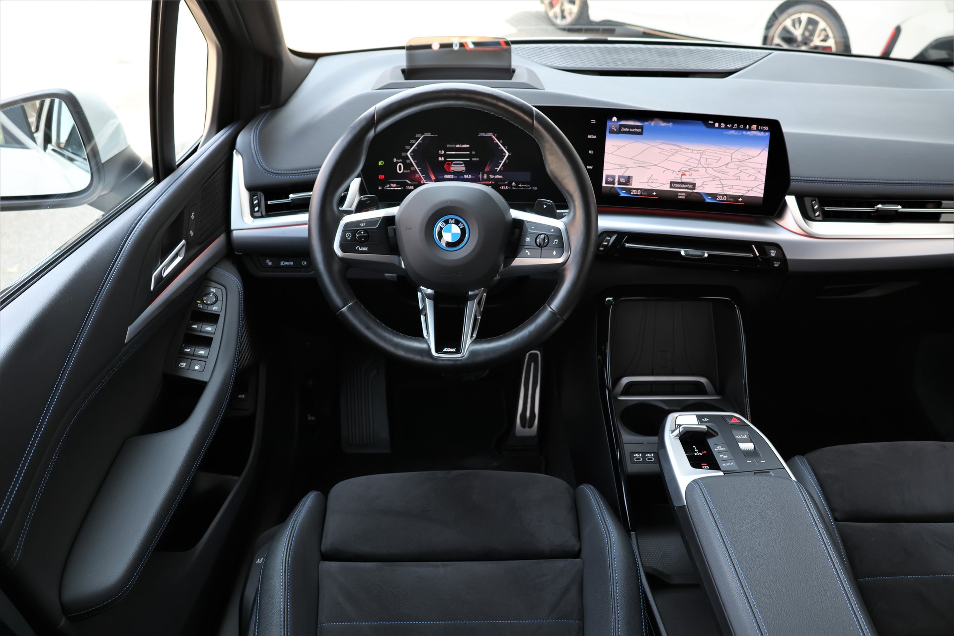 BMW 225e xDrive Active Tourer M Sport (CH)-image-12