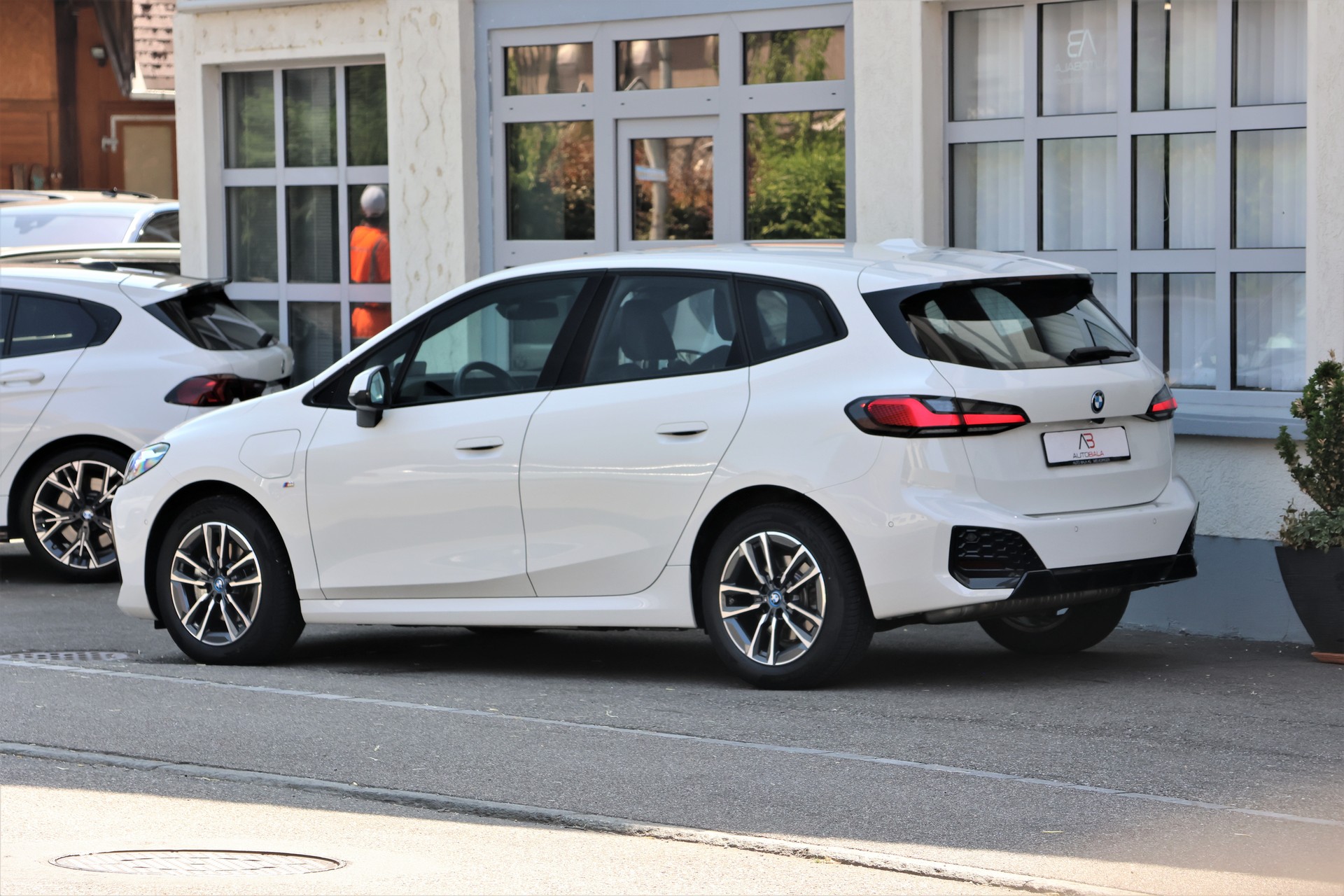 BMW 225e xDrive Active Tourer M Sport (CH)-image-4