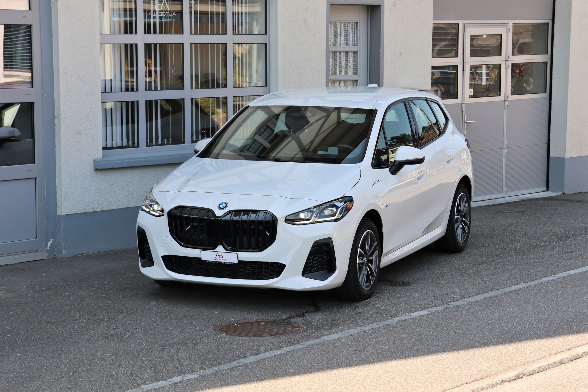 BMW 225e xDrive Active Tourer M Sport (CH)-image-0