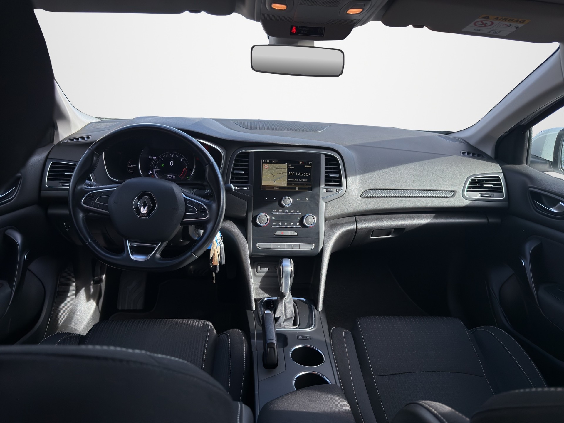 RENAULT Mégane Grandtour 1.5 dCi Business EDC-image-11