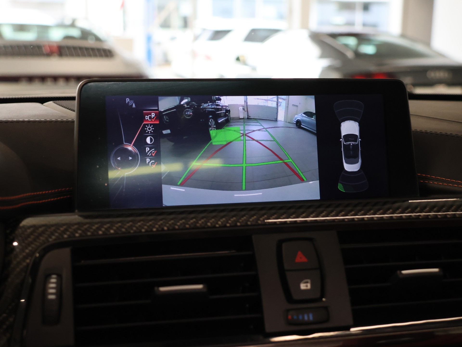 BMW M4 Cabriolet *Harmon Kardon* *360 Kamera* Sitzbelüftung*-image-18