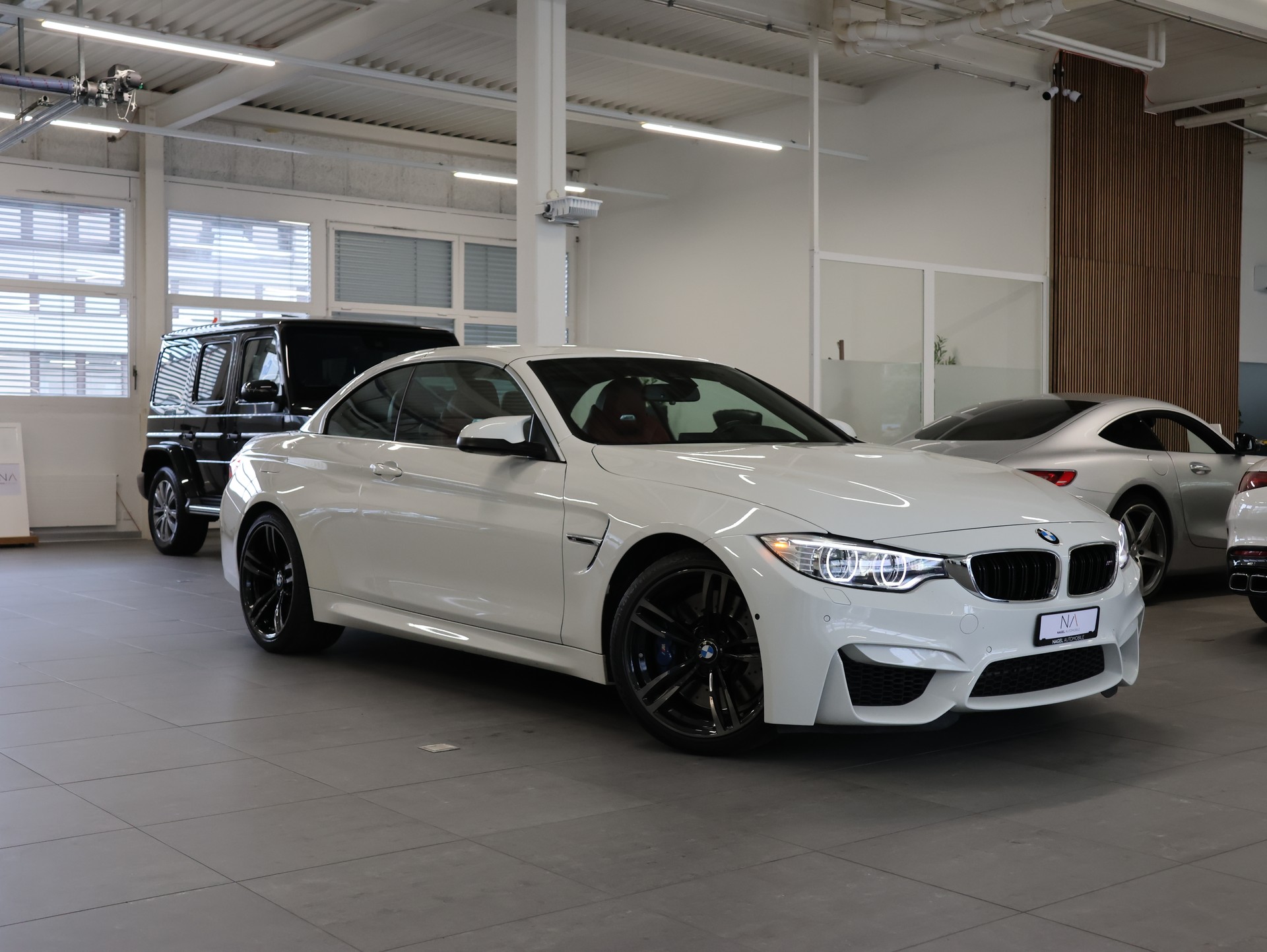 BMW M4 Cabriolet *Harmon Kardon* *360 Kamera* Sitzbelüftung*-image-1