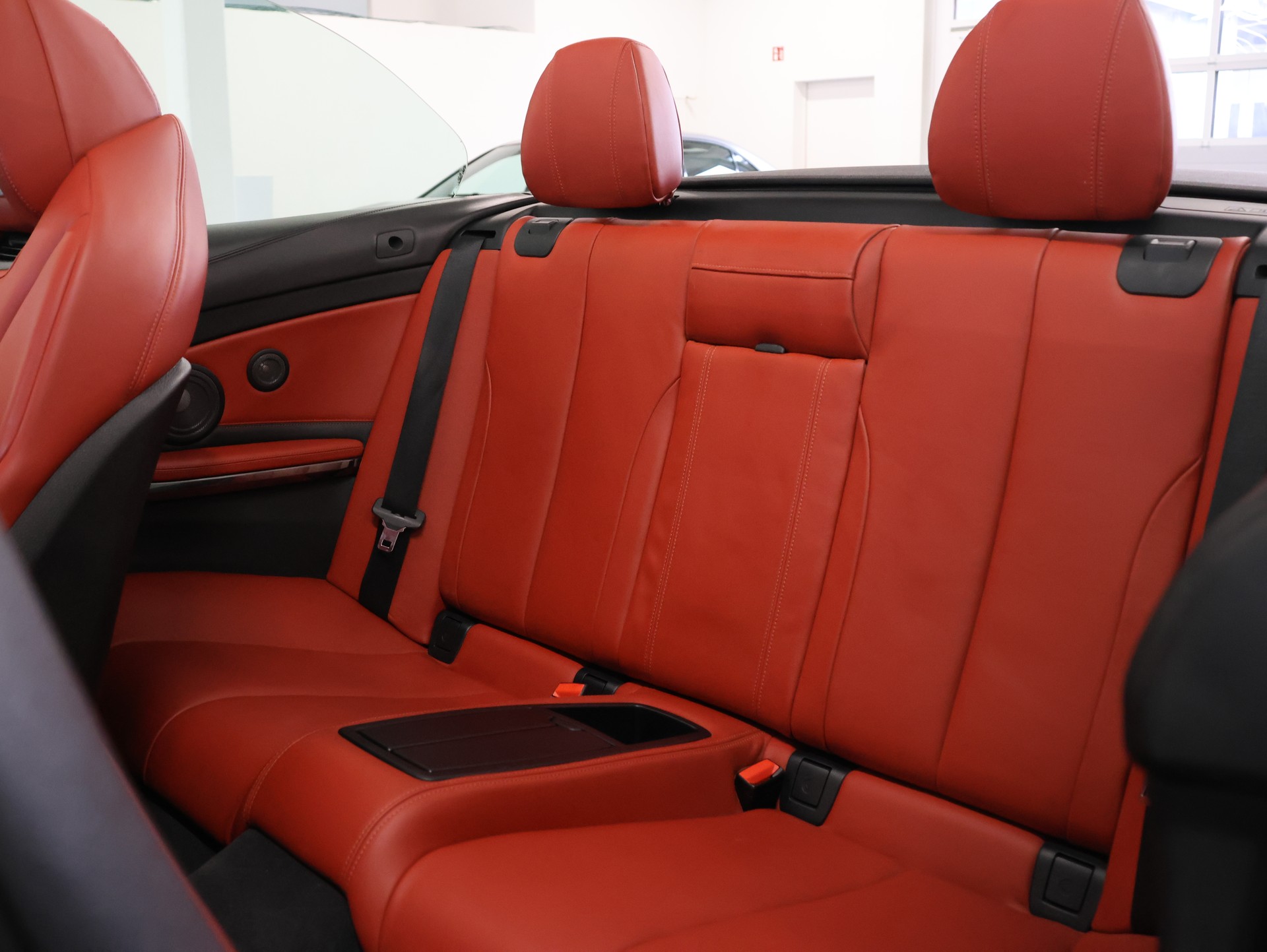 BMW M4 Cabriolet *Harmon Kardon* *360 Kamera* Sitzbelüftung*-image-24