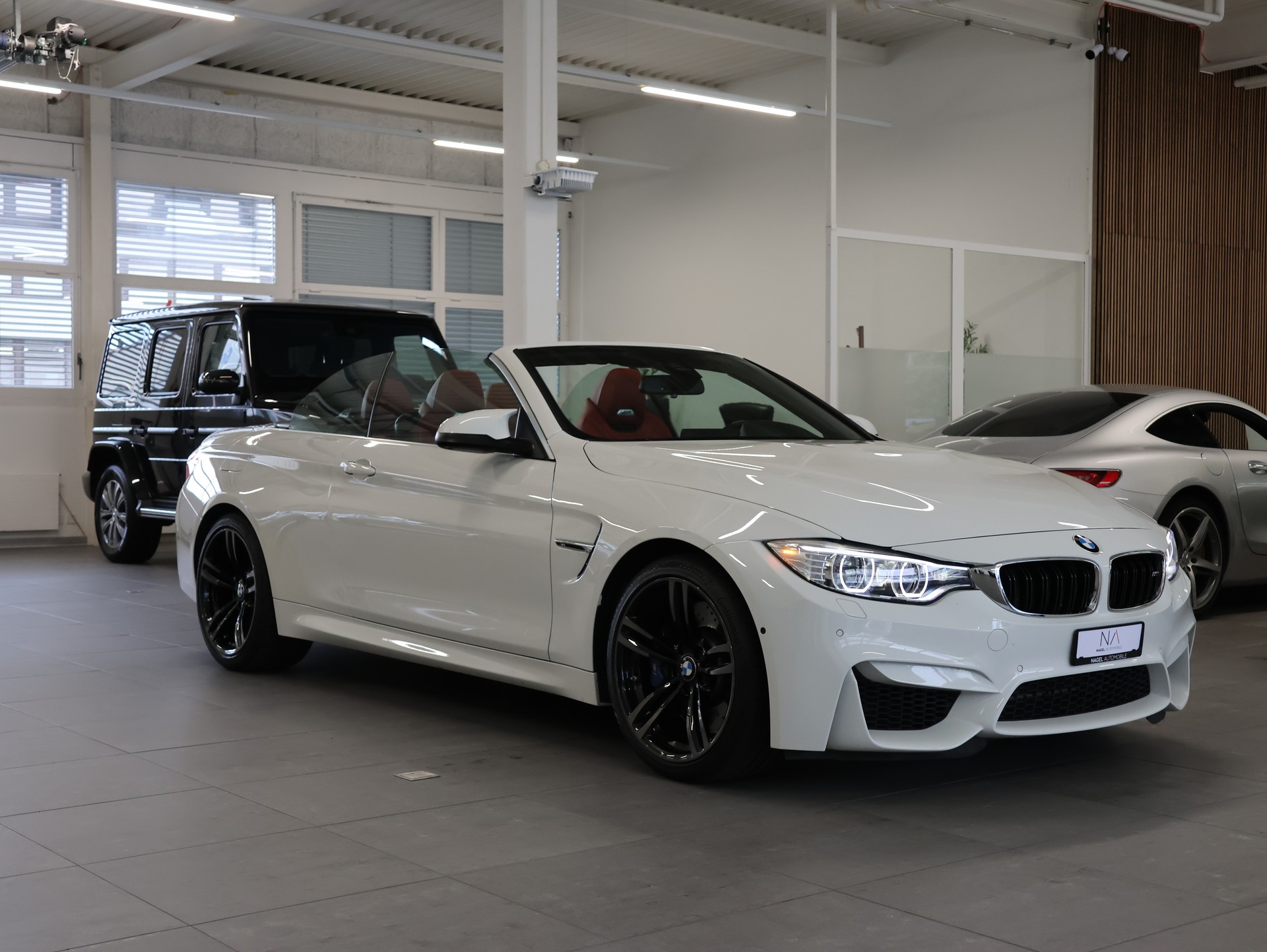 BMW M4 Cabriolet *Harmon Kardon* *360 Kamera* Sitzbelüftung*-image-2