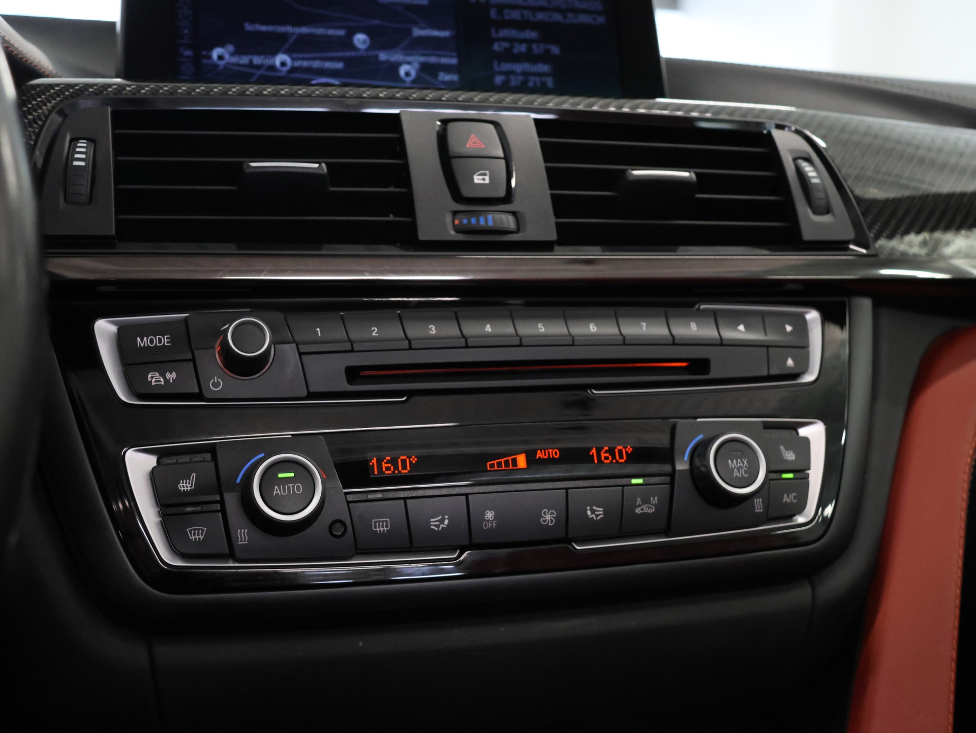 BMW M4 Cabriolet *Harmon Kardon* *360 Kamera* Sitzbelüftung*-image-22