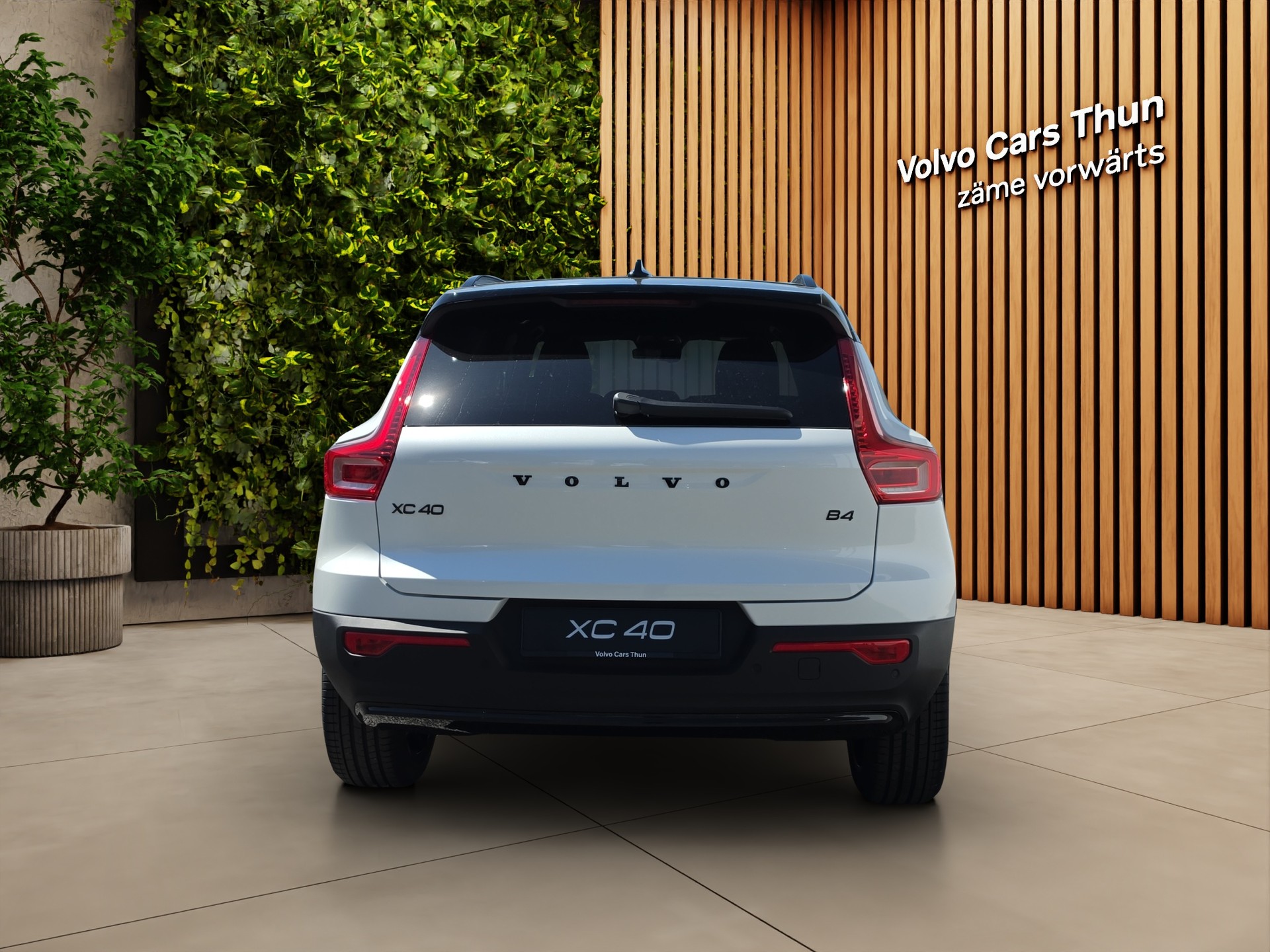 VOLVO XC40 2.0 B4 MH Black Edition-image-6