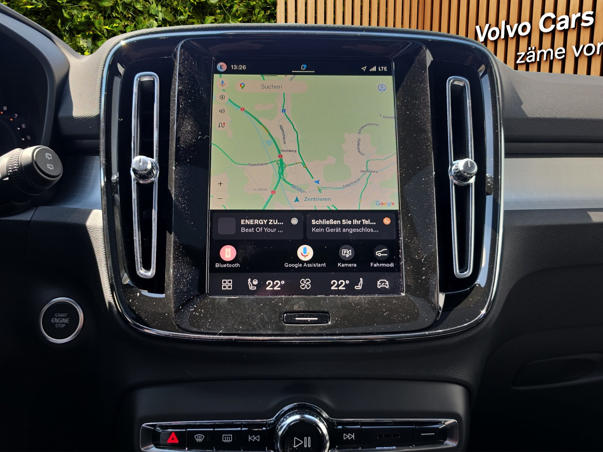 VOLVO XC40 2.0 B4 MH Black Edition-image-12