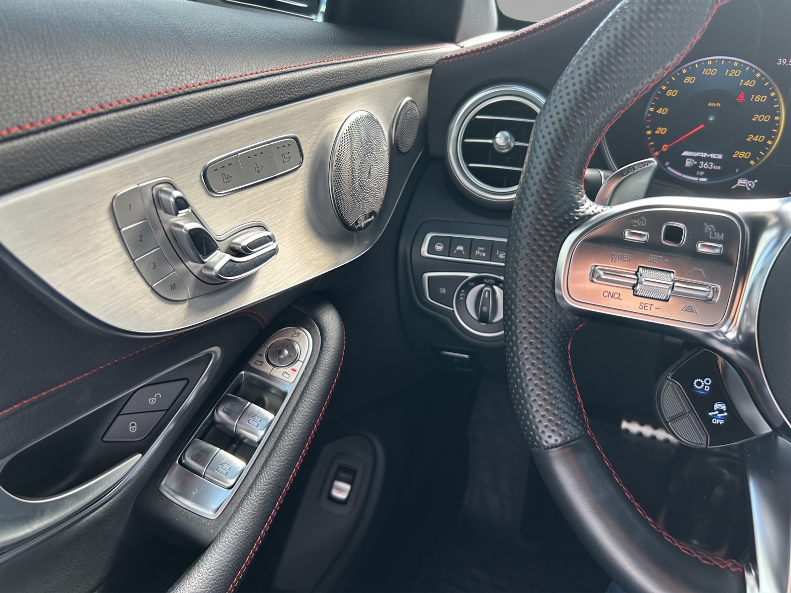 MERCEDES-BENZ C 43 Cabriolet AMG 4Matic 9G-Tronic-image-12