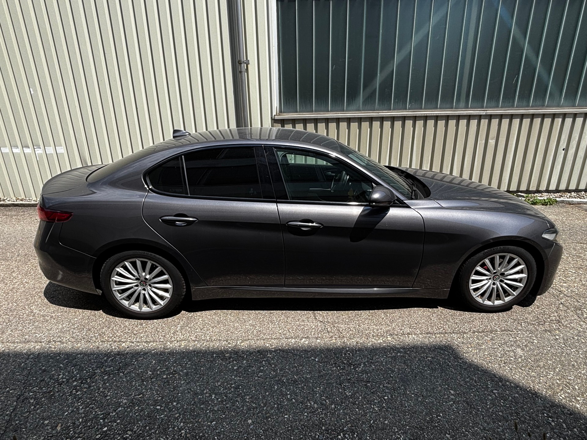 ALFA ROMEO Giulia 2.2 JTDM Super Automatic-image-2
