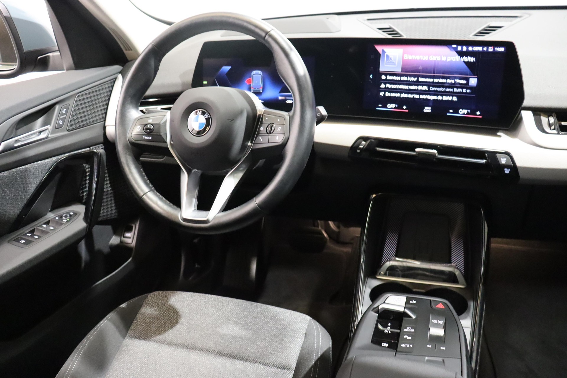 BMW X1 18i sDrive-image-9