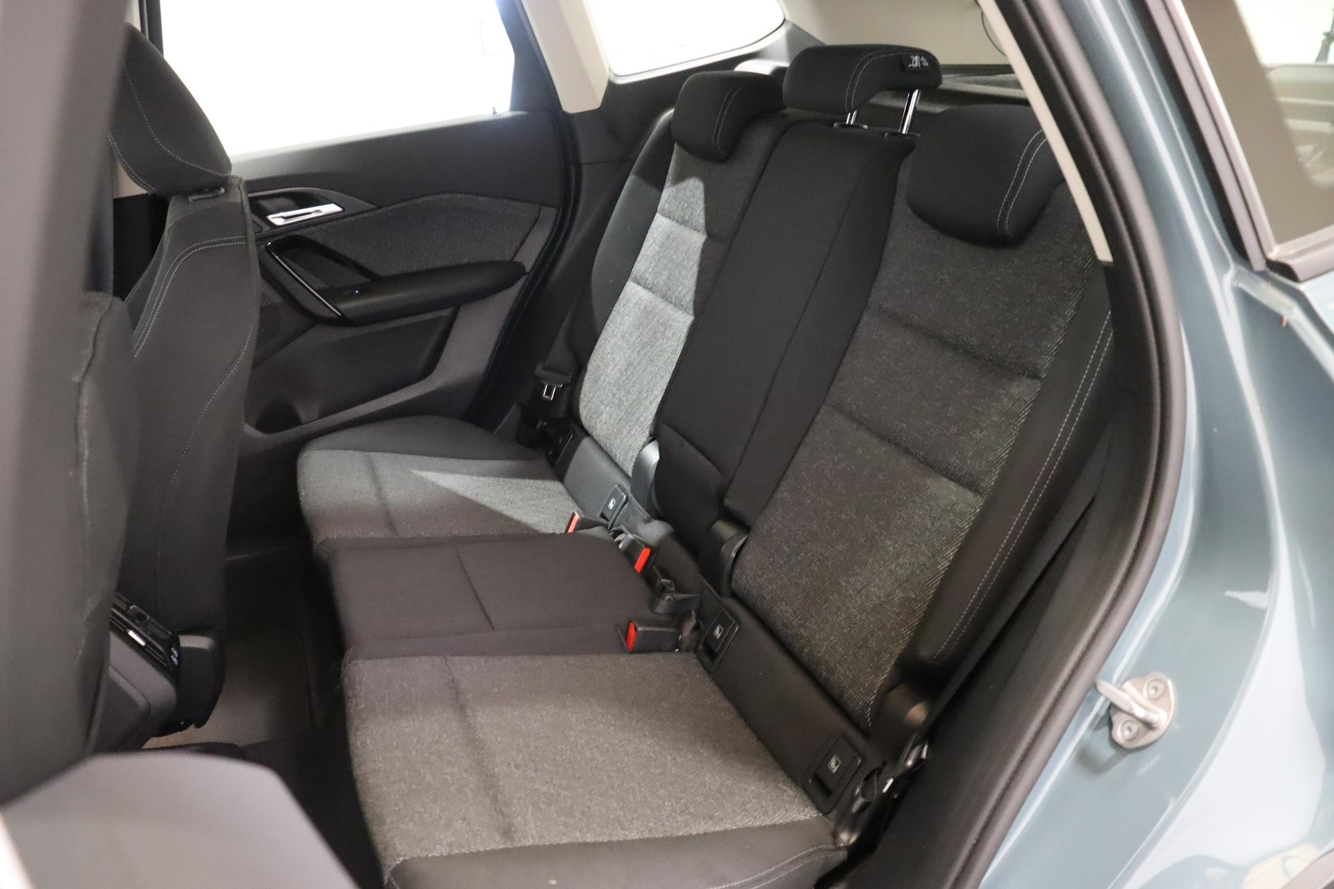 BMW X1 18i sDrive-image-11