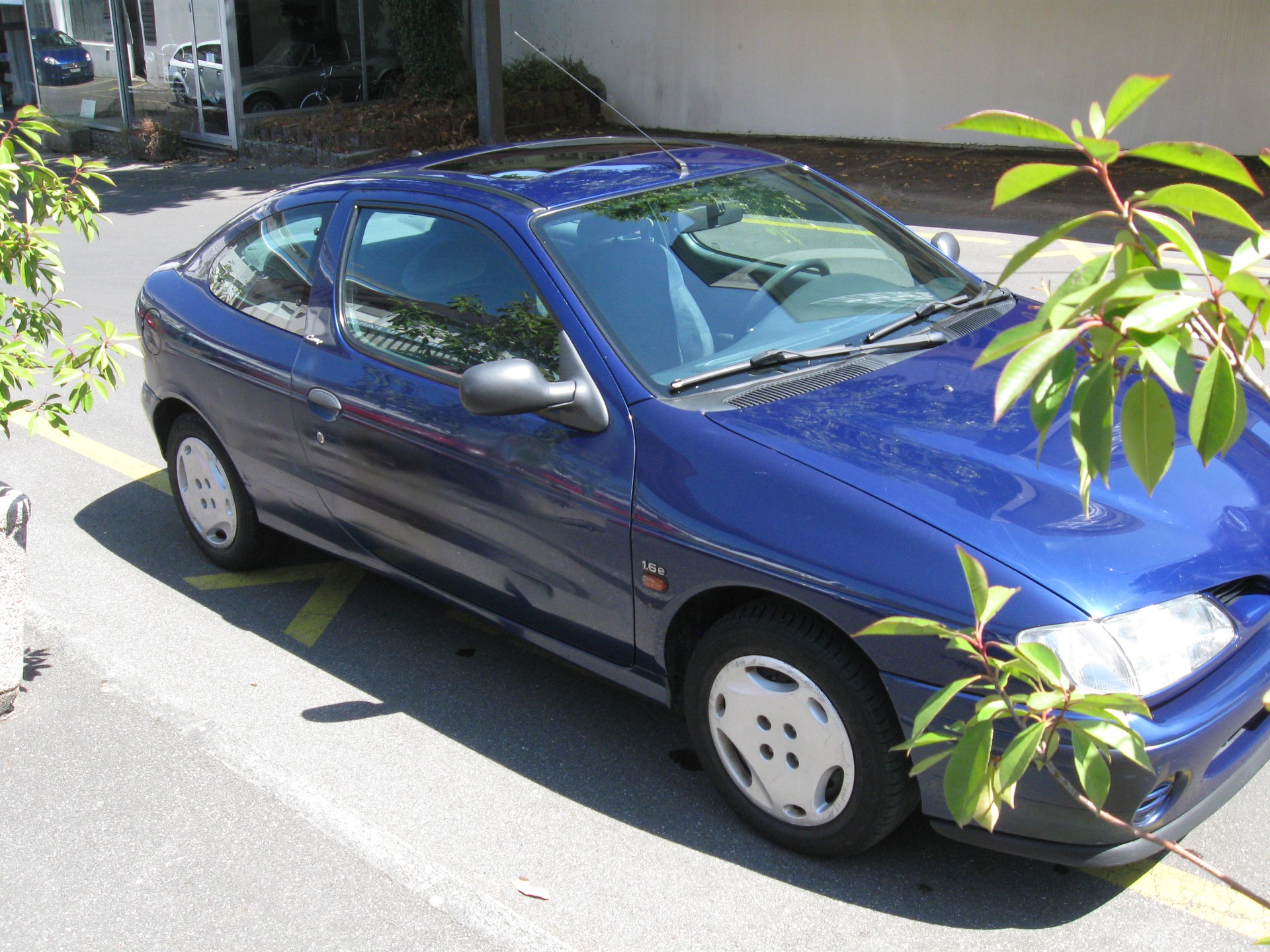 RENAULT Mégane Coupé 1.6-image-1