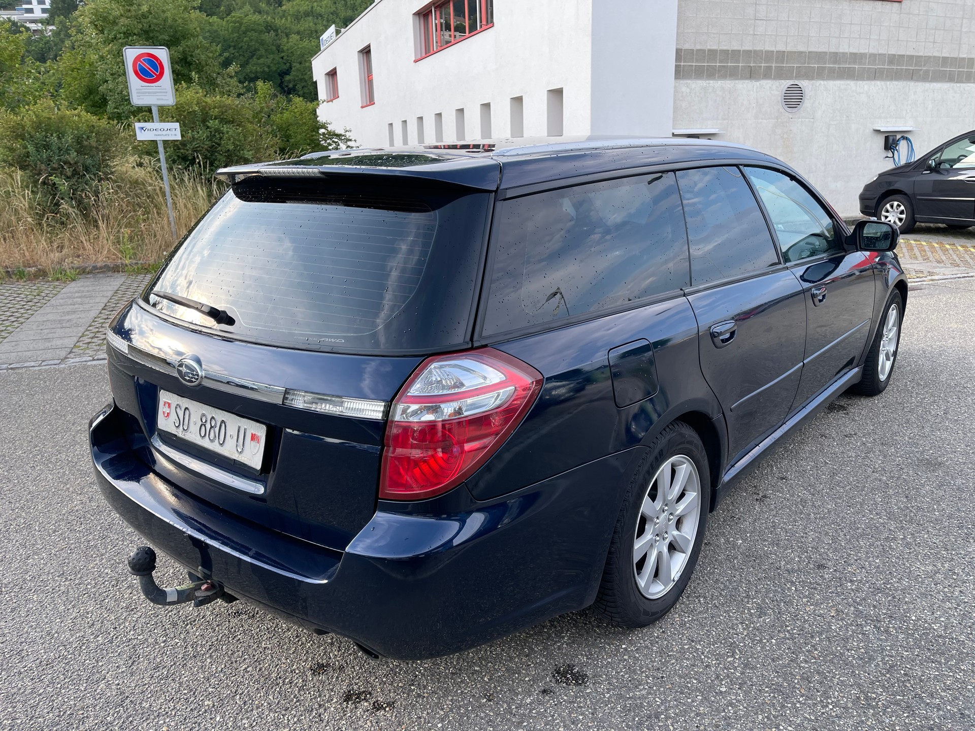 SUBARU Legacy 2.0R AWD Swiss ** Ab MFK + Service ** Top Zustand **-image-4