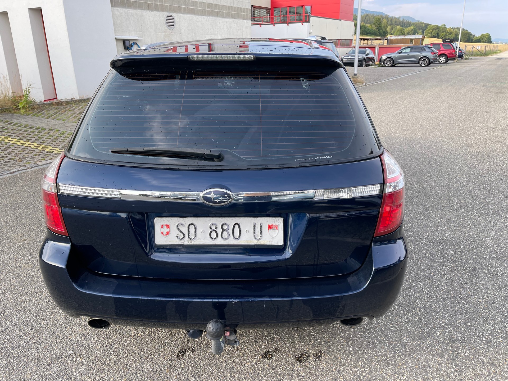 SUBARU Legacy 2.0R AWD Swiss ** Ab MFK + Service ** Top Zustand **-image-5