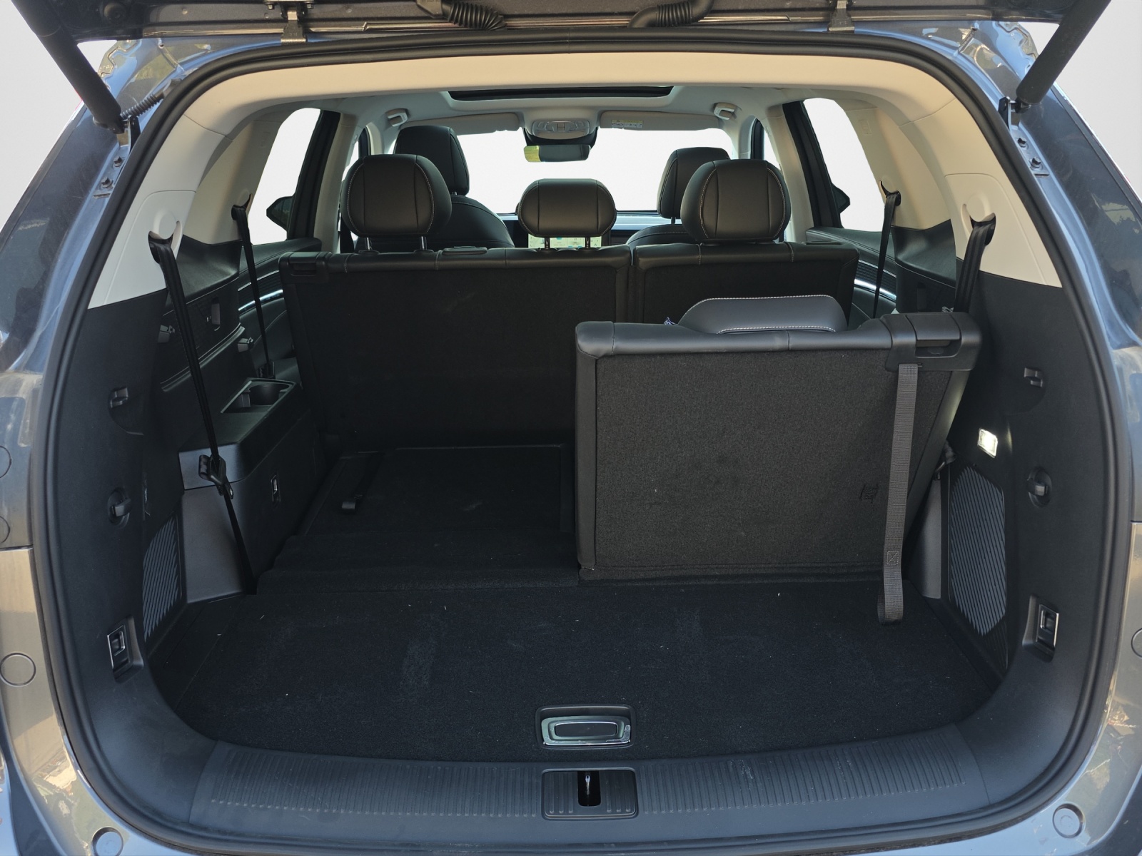 MG S9 PHEV Premium DEMO-image-13