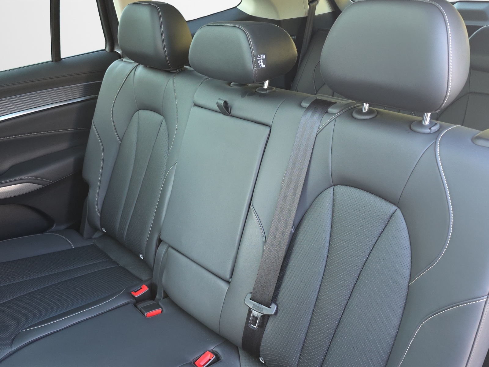 MG S9 PHEV Premium DEMO-image-12
