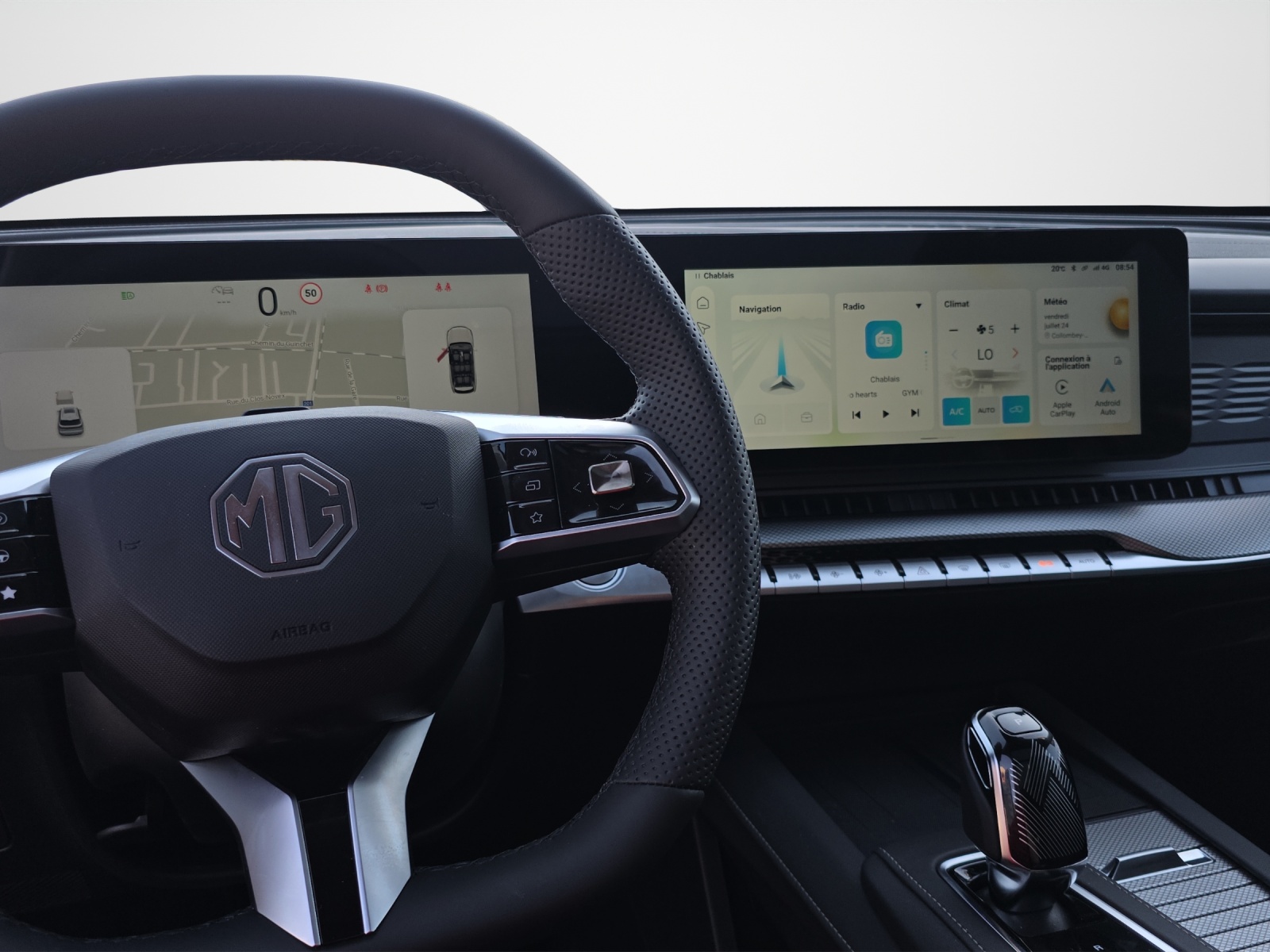 MG S9 PHEV Premium DEMO-image-10