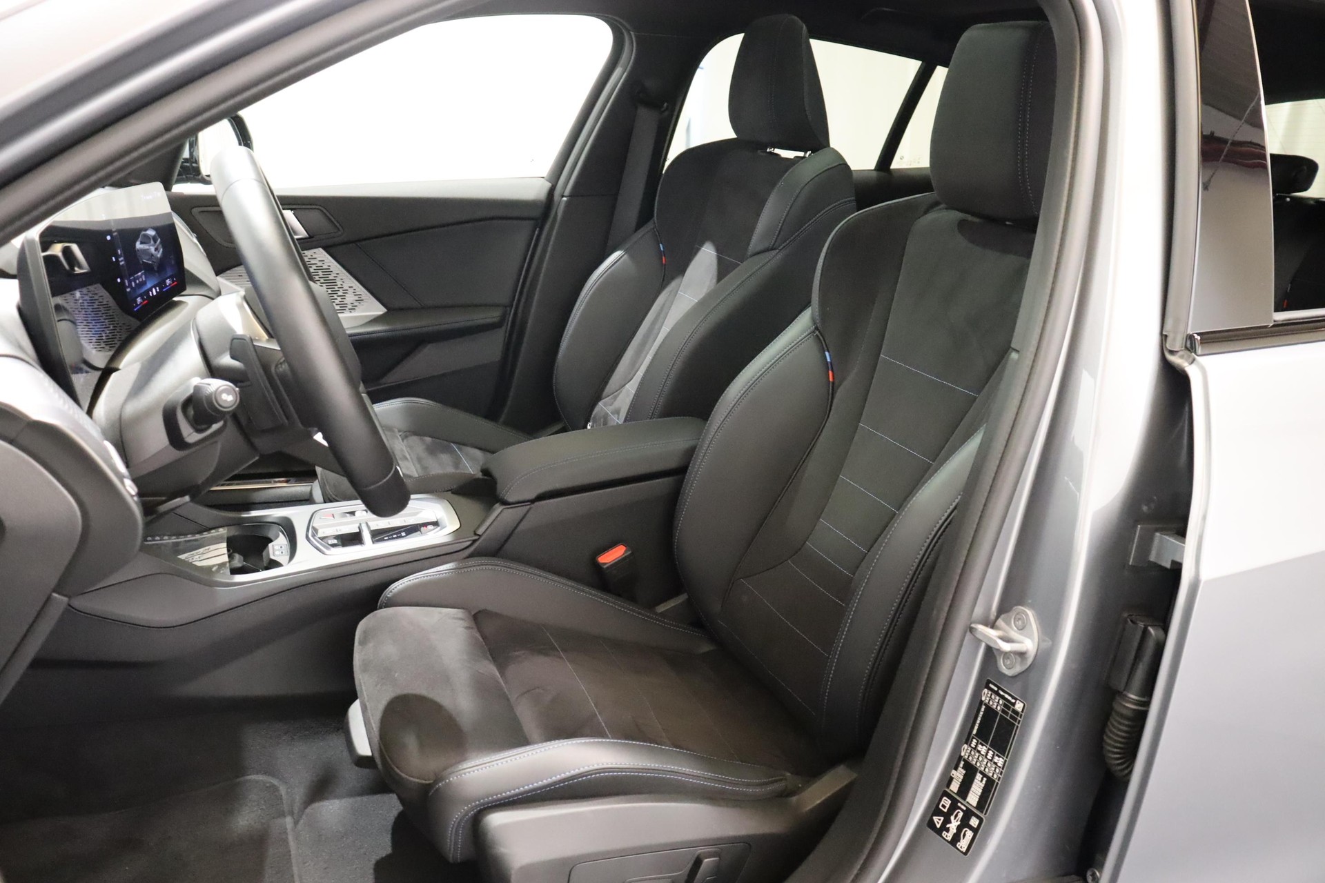 BMW 123 xDrive-image-6