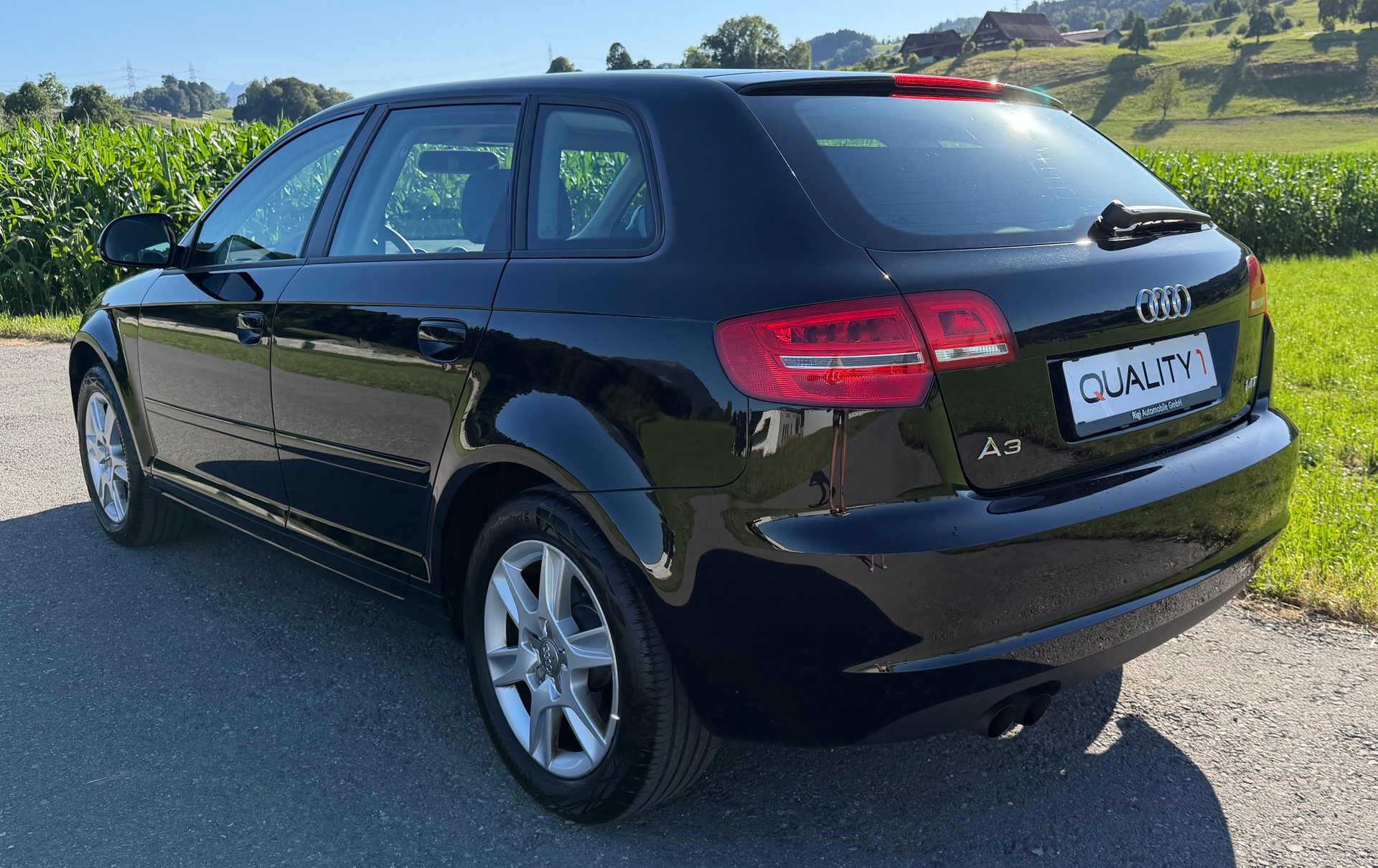 AUDI A3 Sportback 1.4 TFSI Ambition-image-3