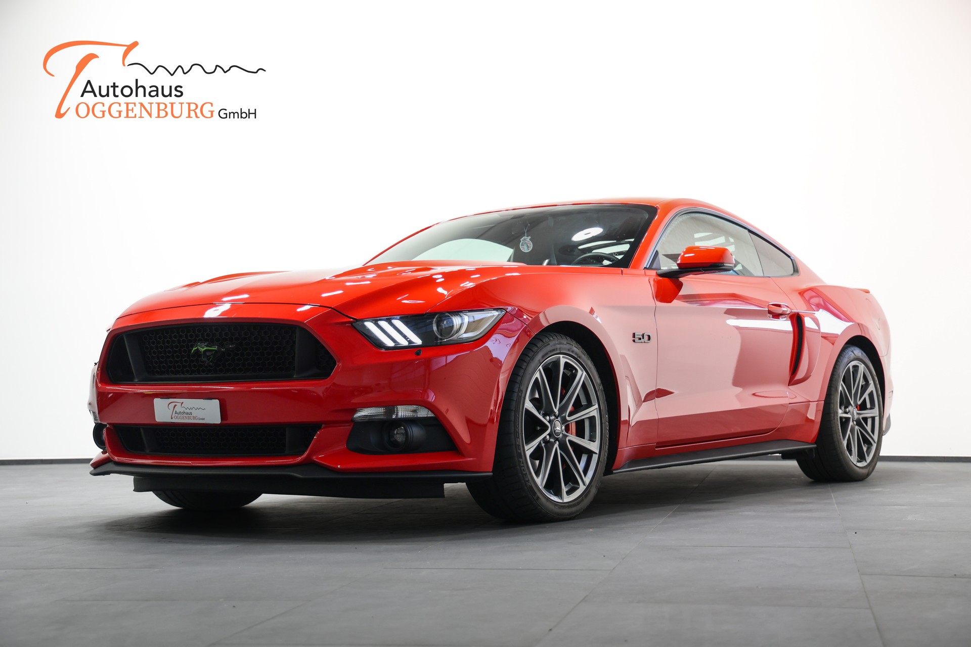 FORD Mustang Fastback 5.0 V8 GT Automat-image-3
