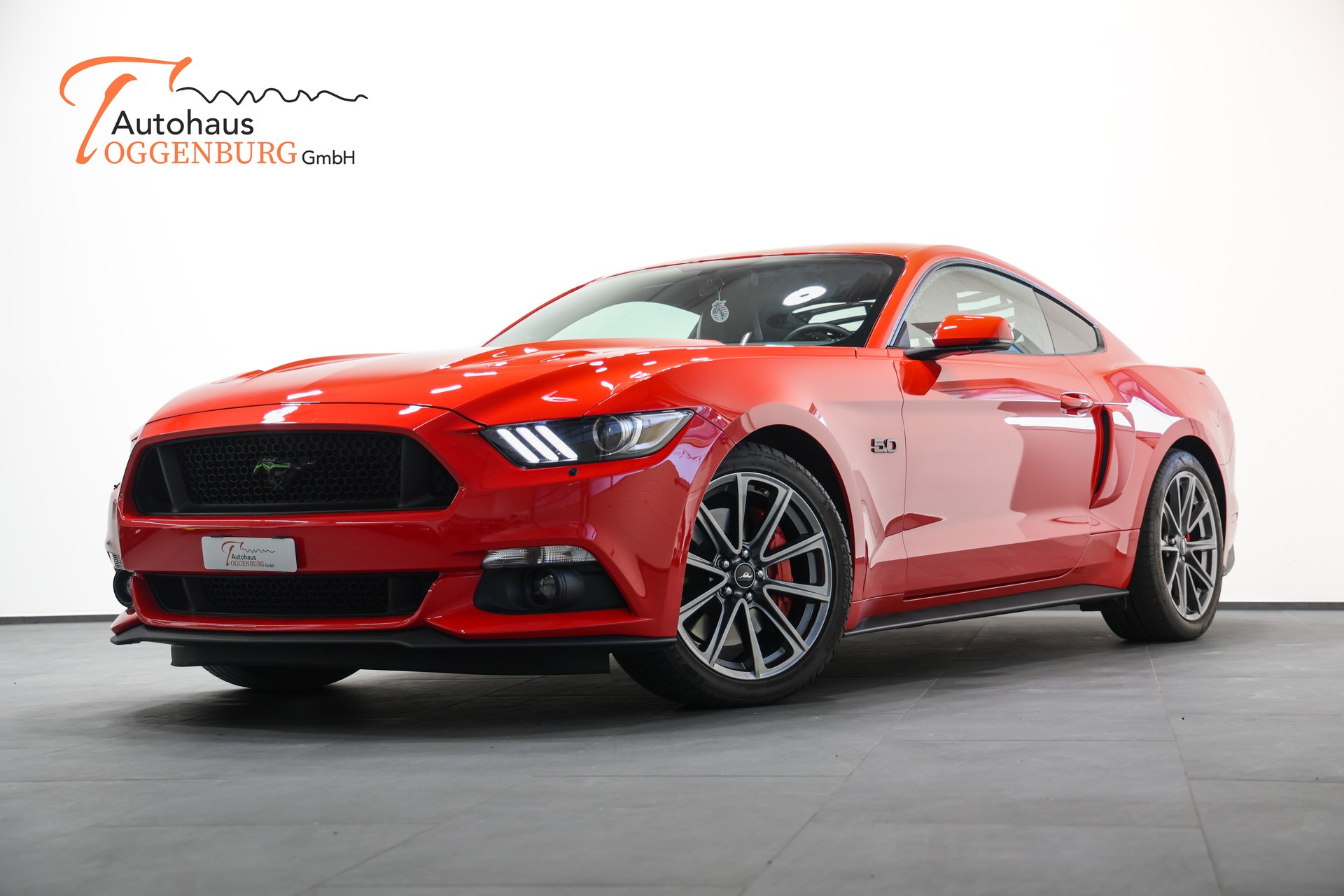FORD Mustang Fastback 5.0 V8 GT Automat-image-2