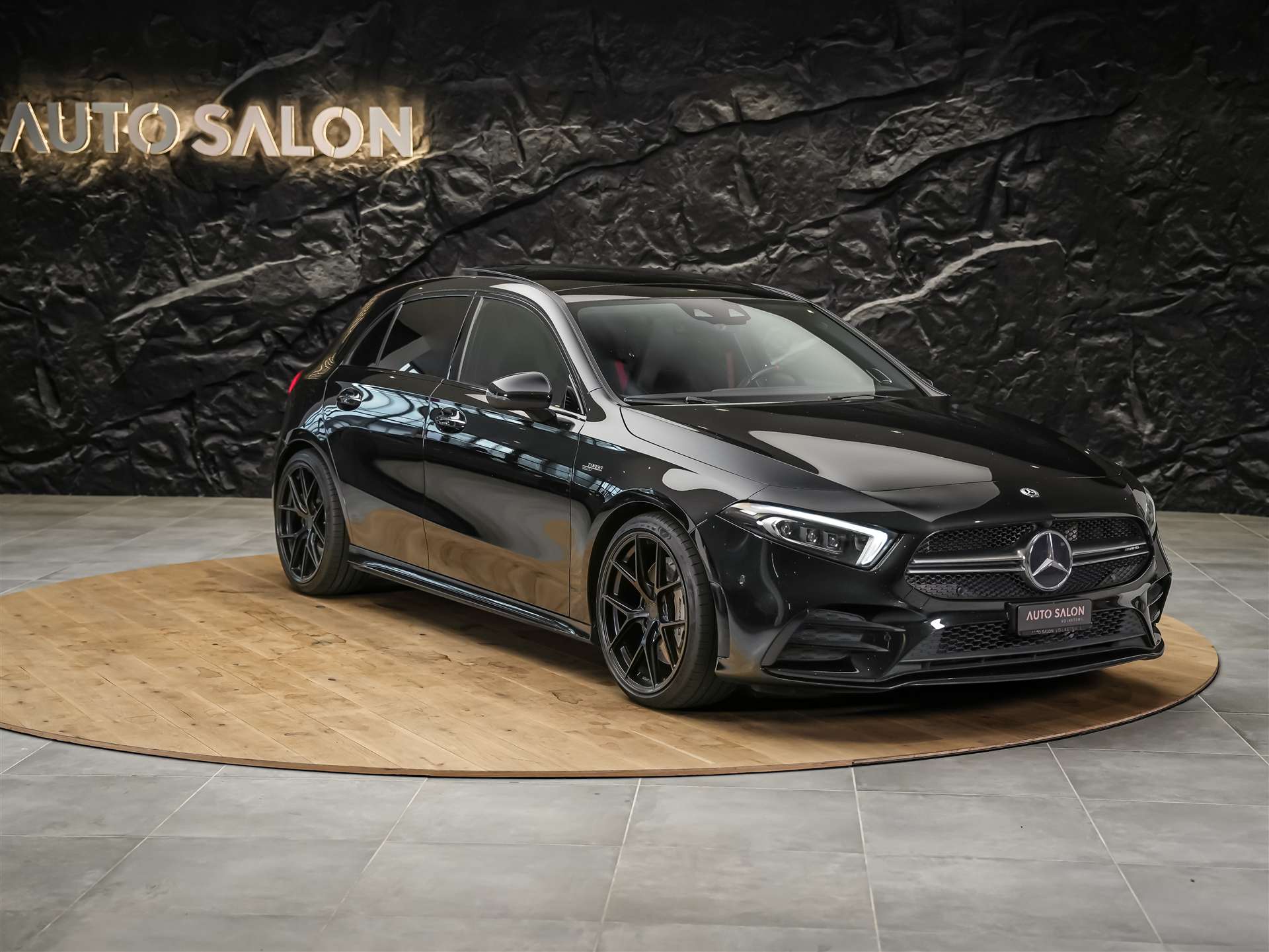 MERCEDES-BENZ A 35 AMG 4Matic Speedshift *CH Auto*Panorama*Burmester*El. Sitze mit Memory*-image-5