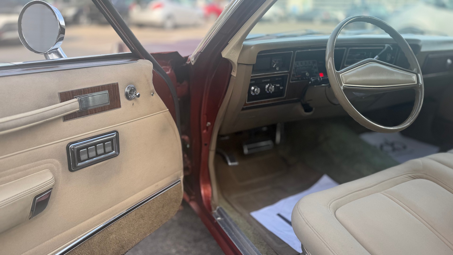 PLYMOUTH Volare-image-14