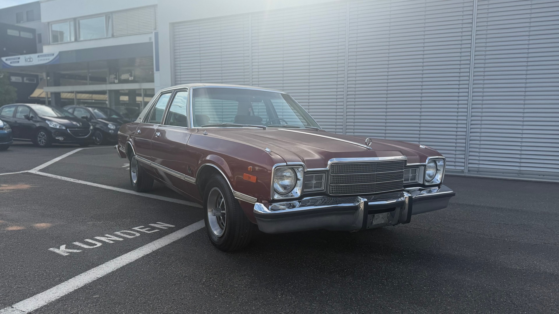 PLYMOUTH Volare-image-2