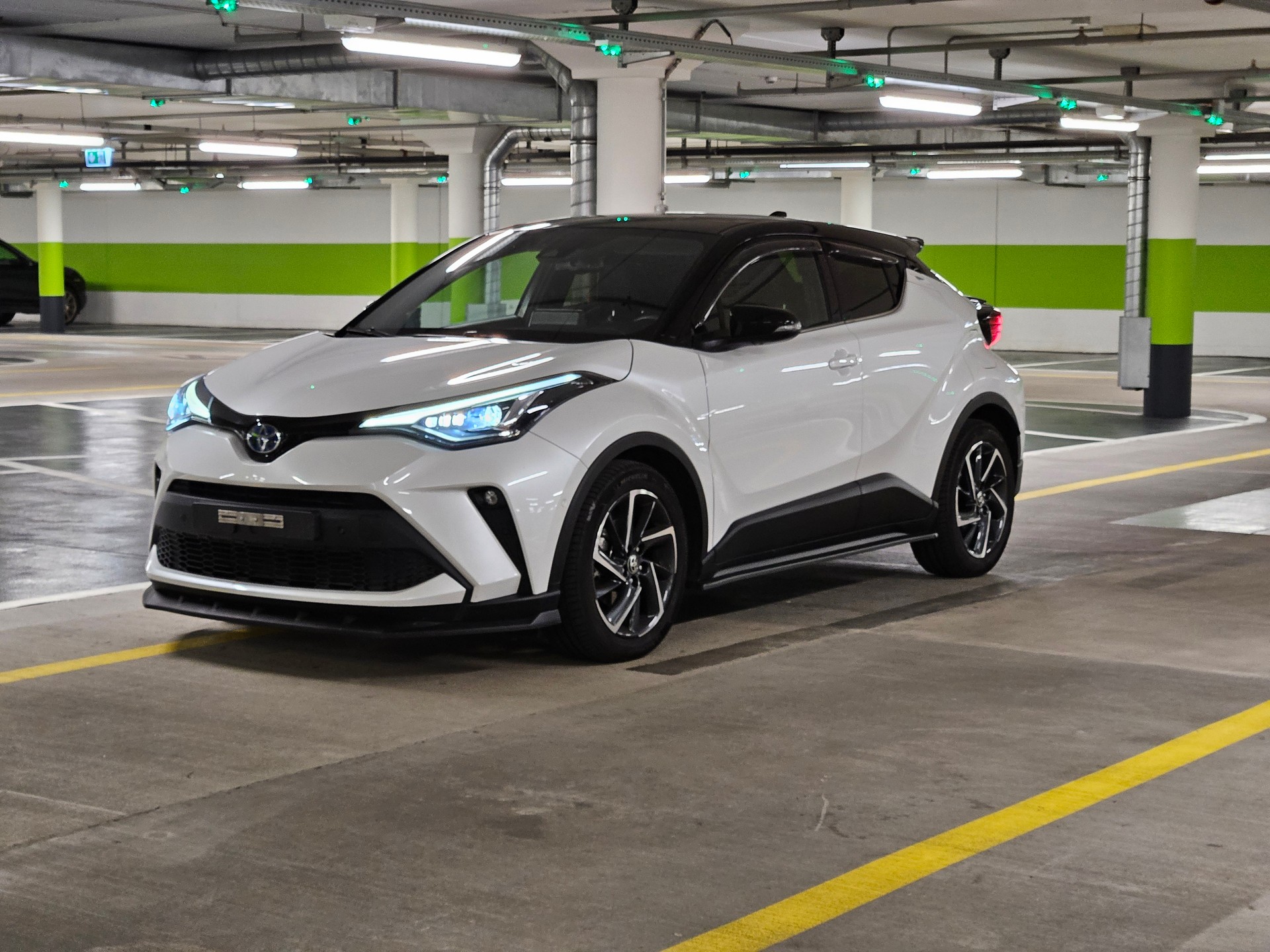 TOYOTA 2.0 VVTi HSD Move-image-0