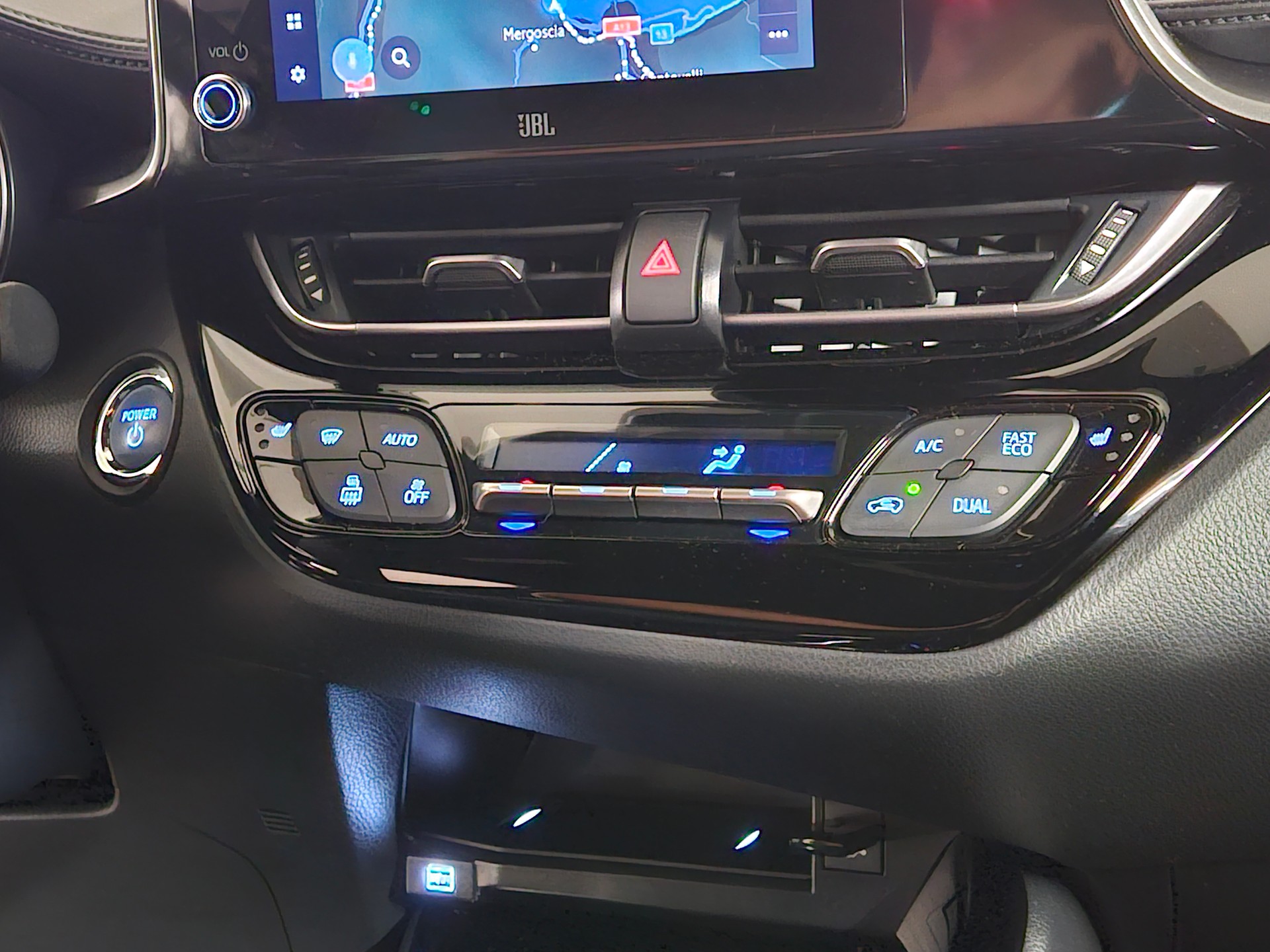 TOYOTA 2.0 VVTi HSD Move-image-15