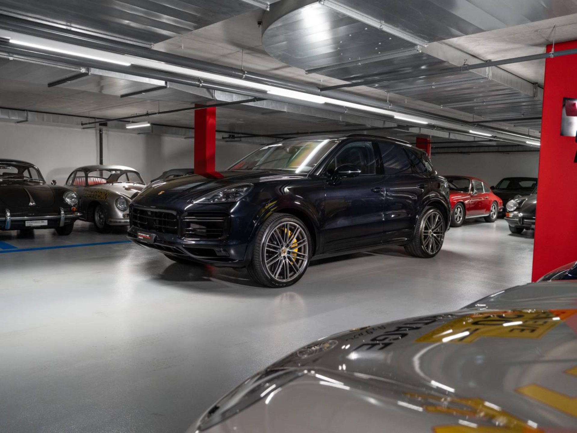 PORSCHE Cayenne Turbo S E-Hybrid-image-0