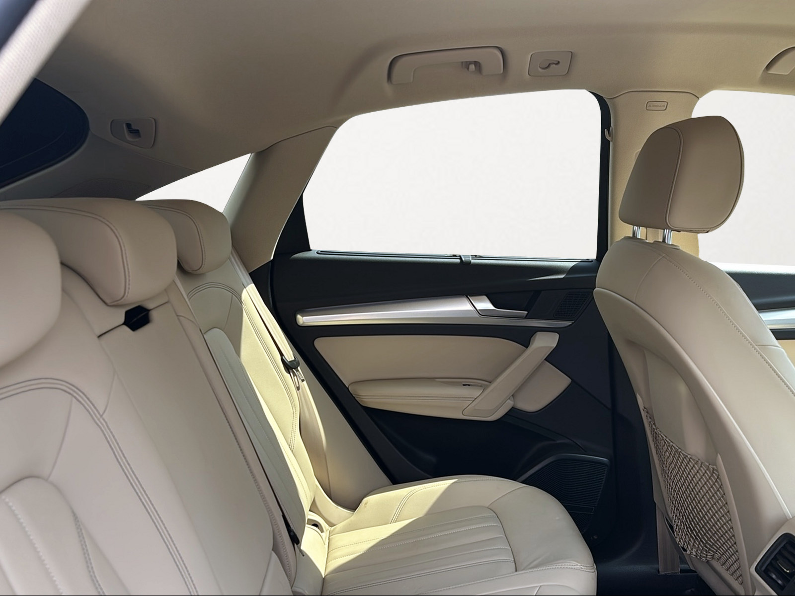 AUDI Q5 Sportback 45 TFSI S line quattro S-tronic-image-3
