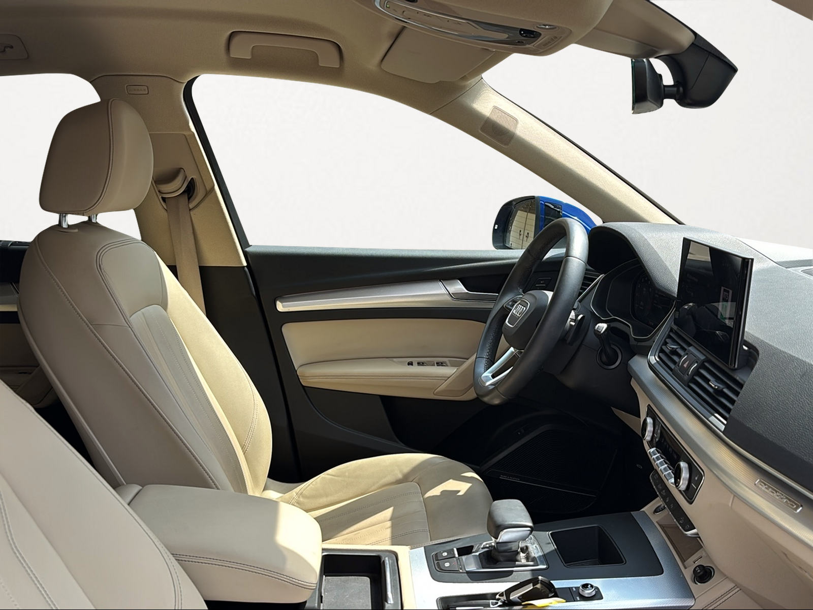 AUDI Q5 Sportback 45 TFSI S line quattro S-tronic-image-4