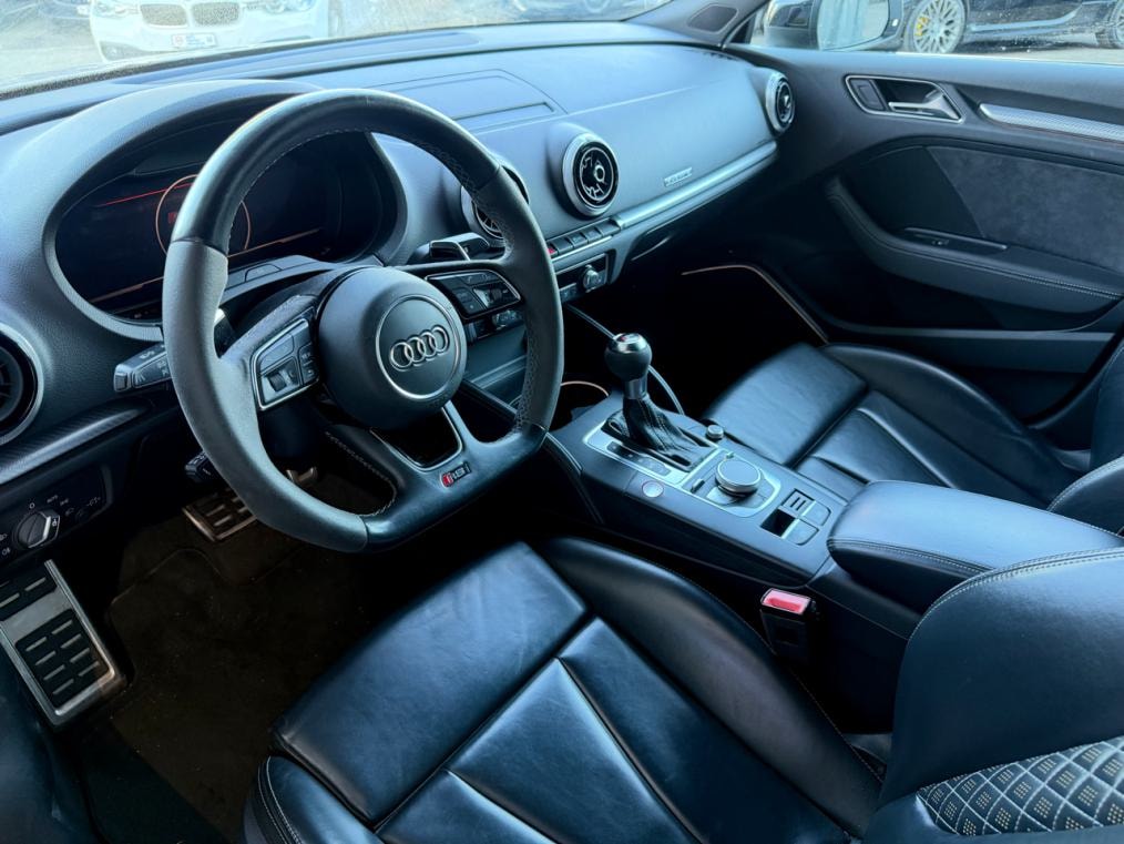 AUDI RS3 Sportback 2.5 TSi quattro-image-3
