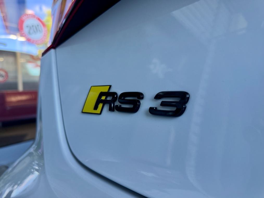 AUDI RS3 Sportback 2.5 TSi quattro-image-12