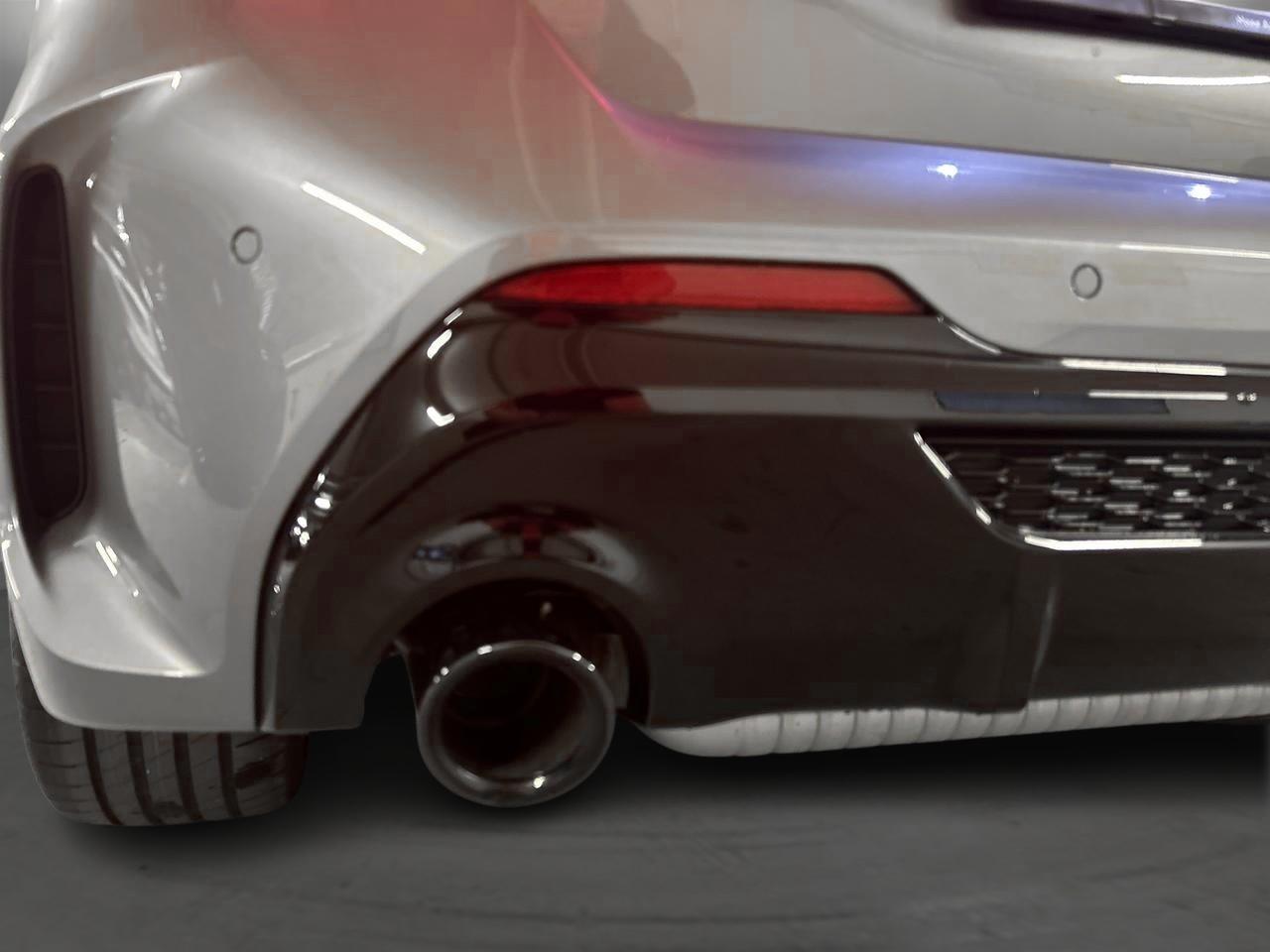BMW M135i xDrive-image-10