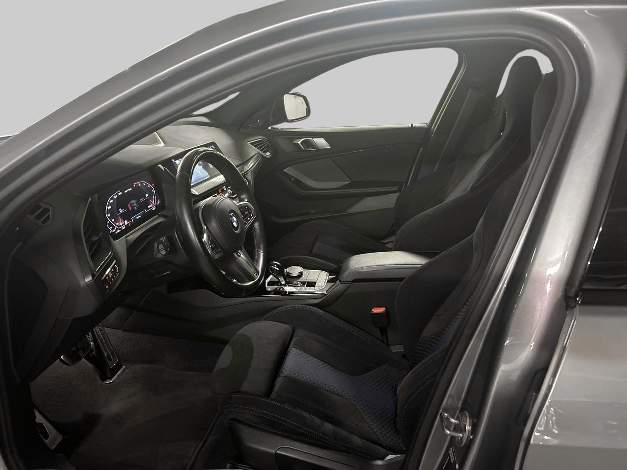 BMW M135i xDrive-image-13