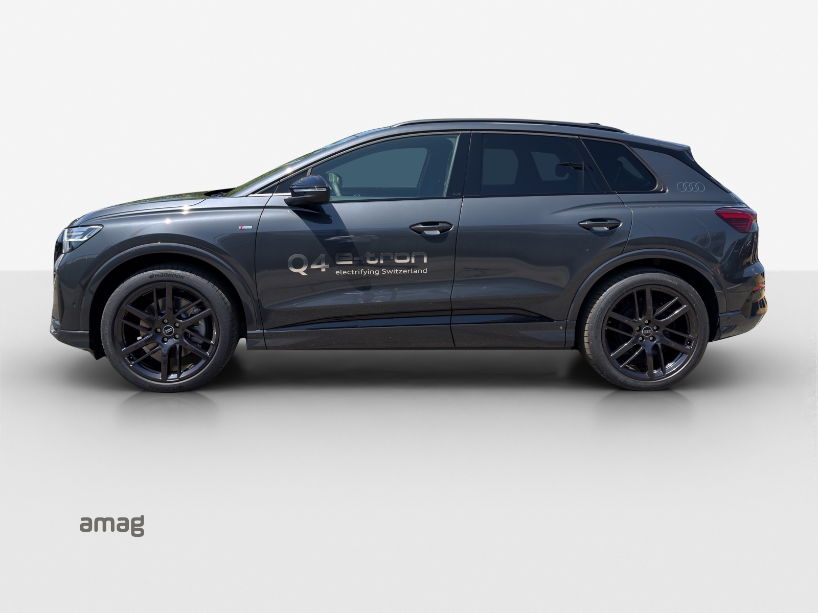 AUDI Q4 e-tron SUV quattro performance-image-1