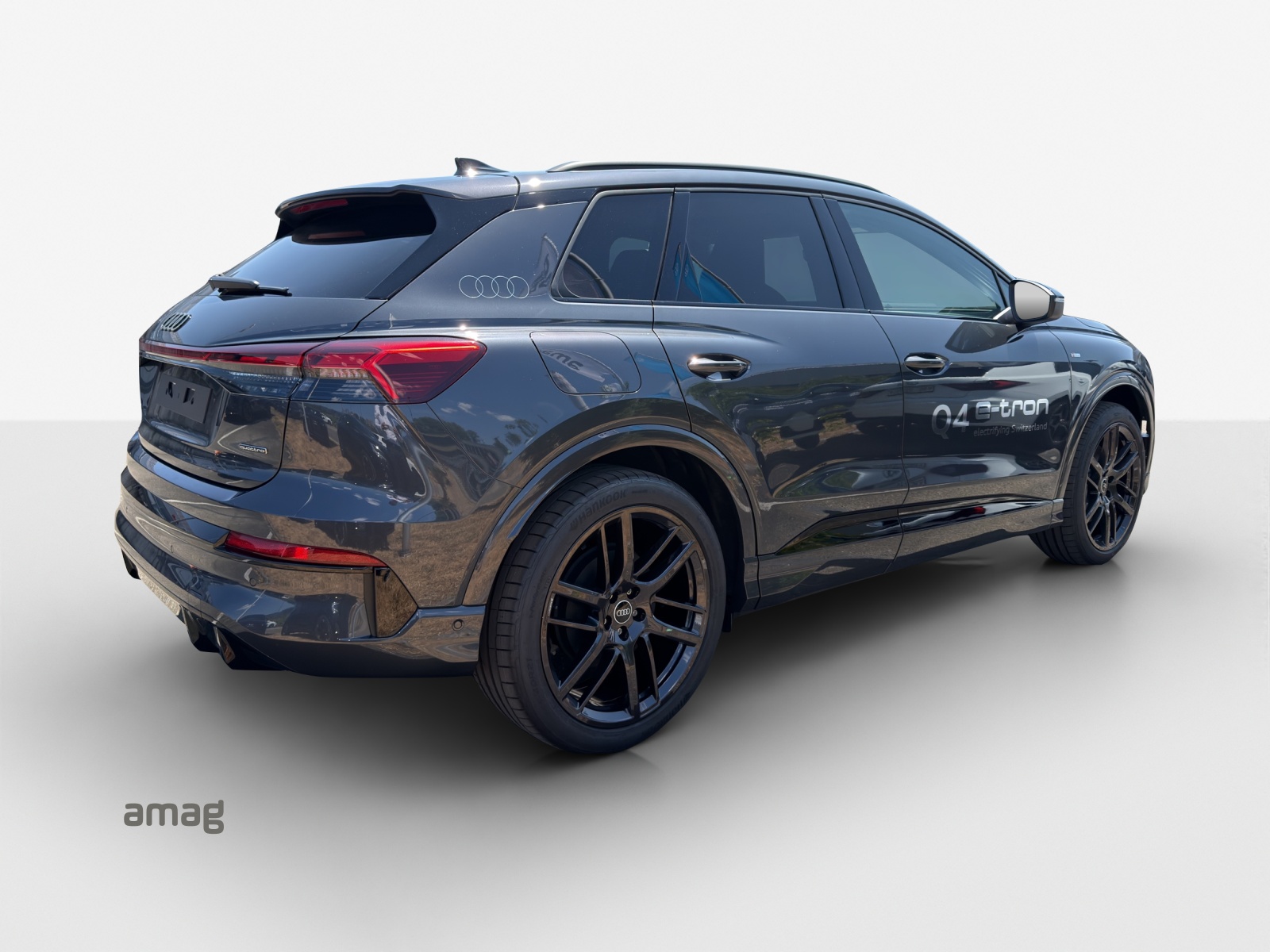 AUDI Q4 e-tron SUV quattro performance-image-4