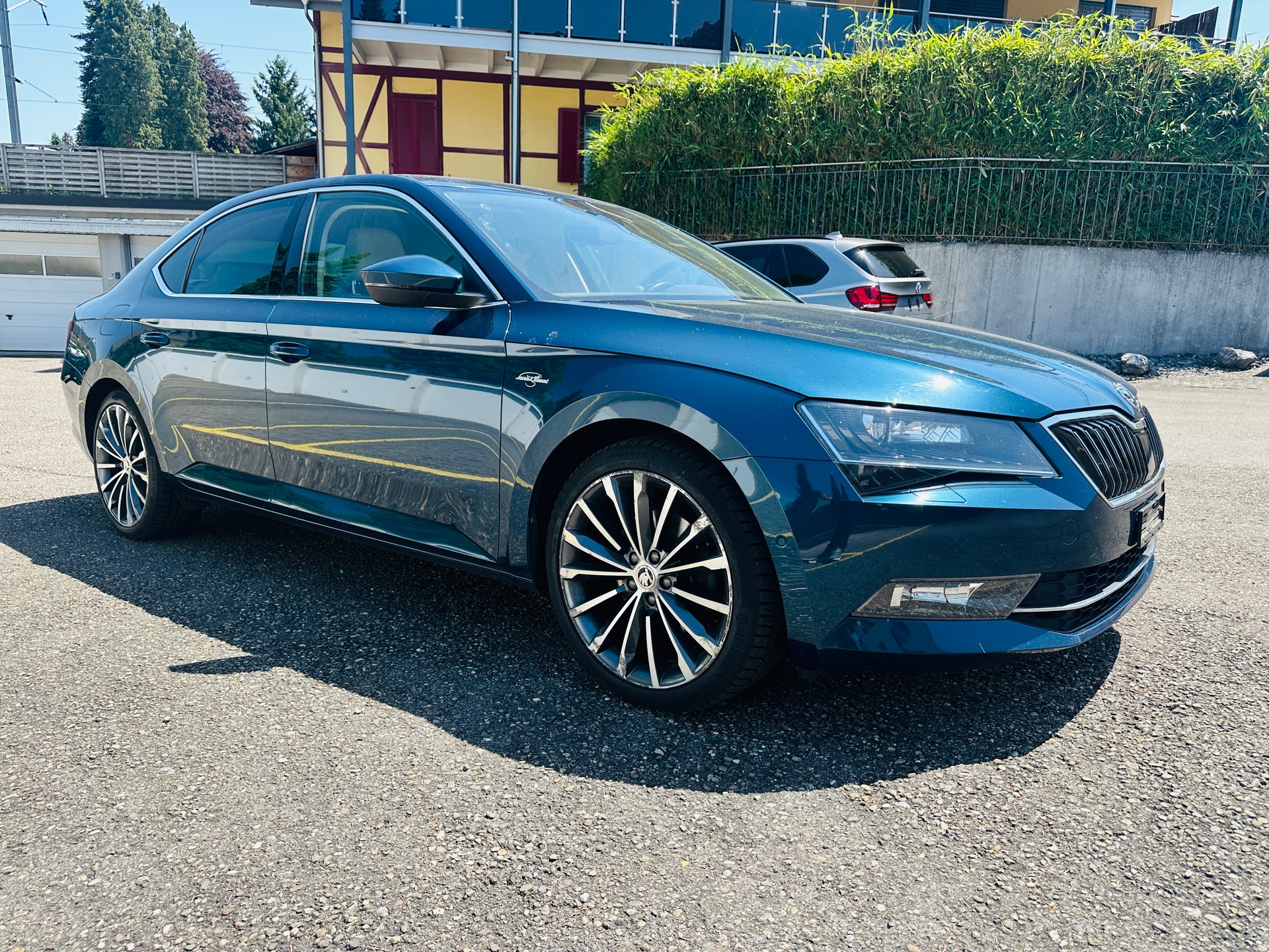 SKODA Superb 2.0TDi L&K 4x4 DSG-image-3