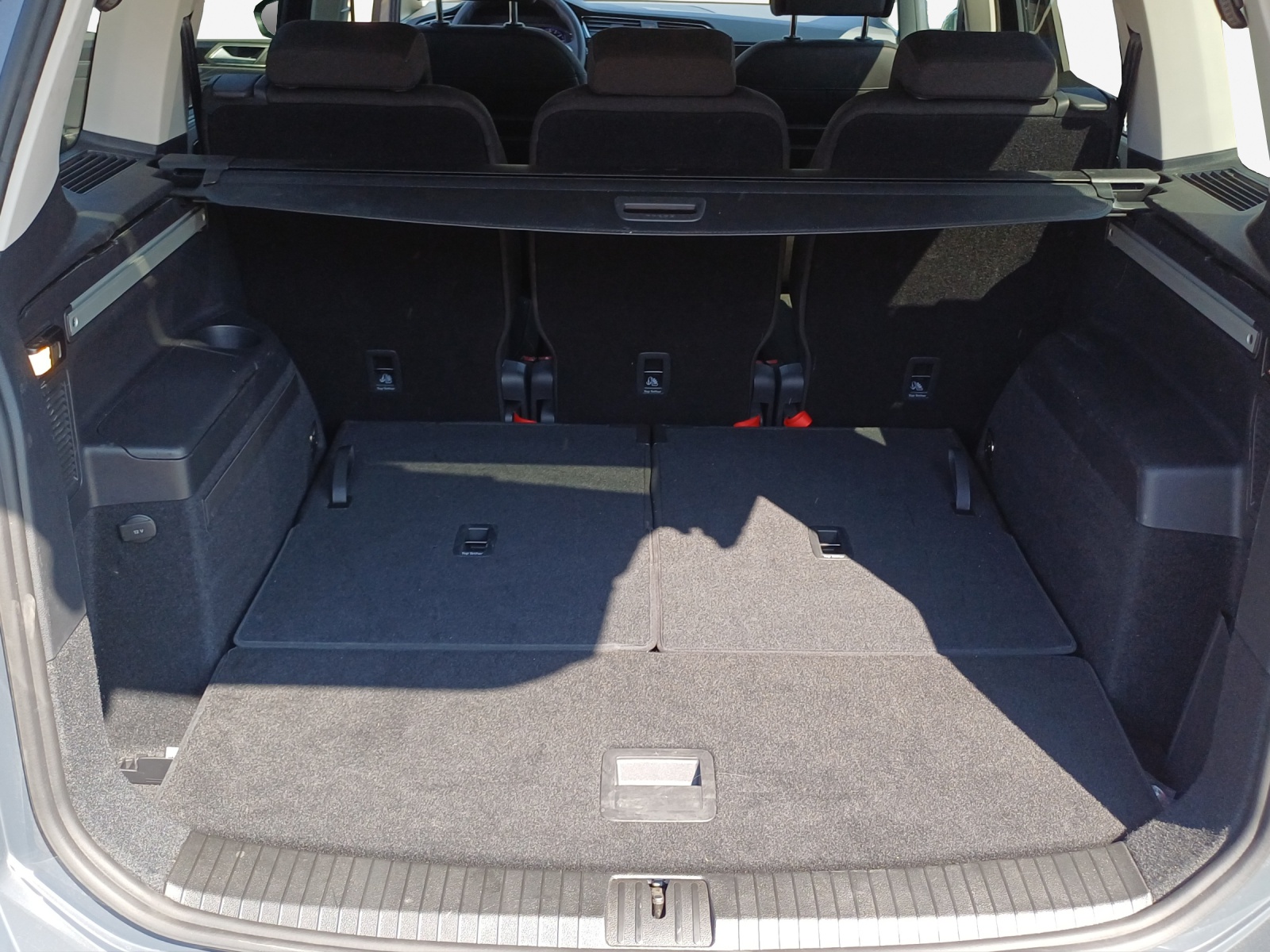 VW Touran 2.0 TDI BlueMotion Technology Highline DSG-image-12