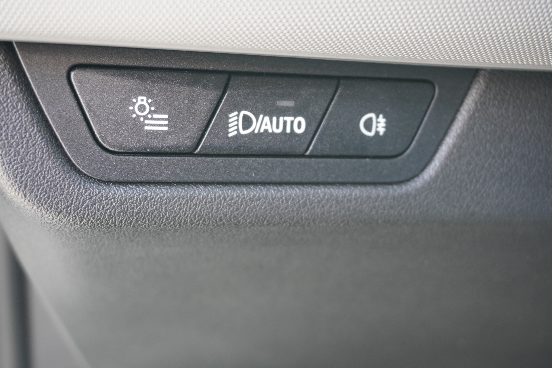 BMW 225e xDrive Active Tourer-image-15