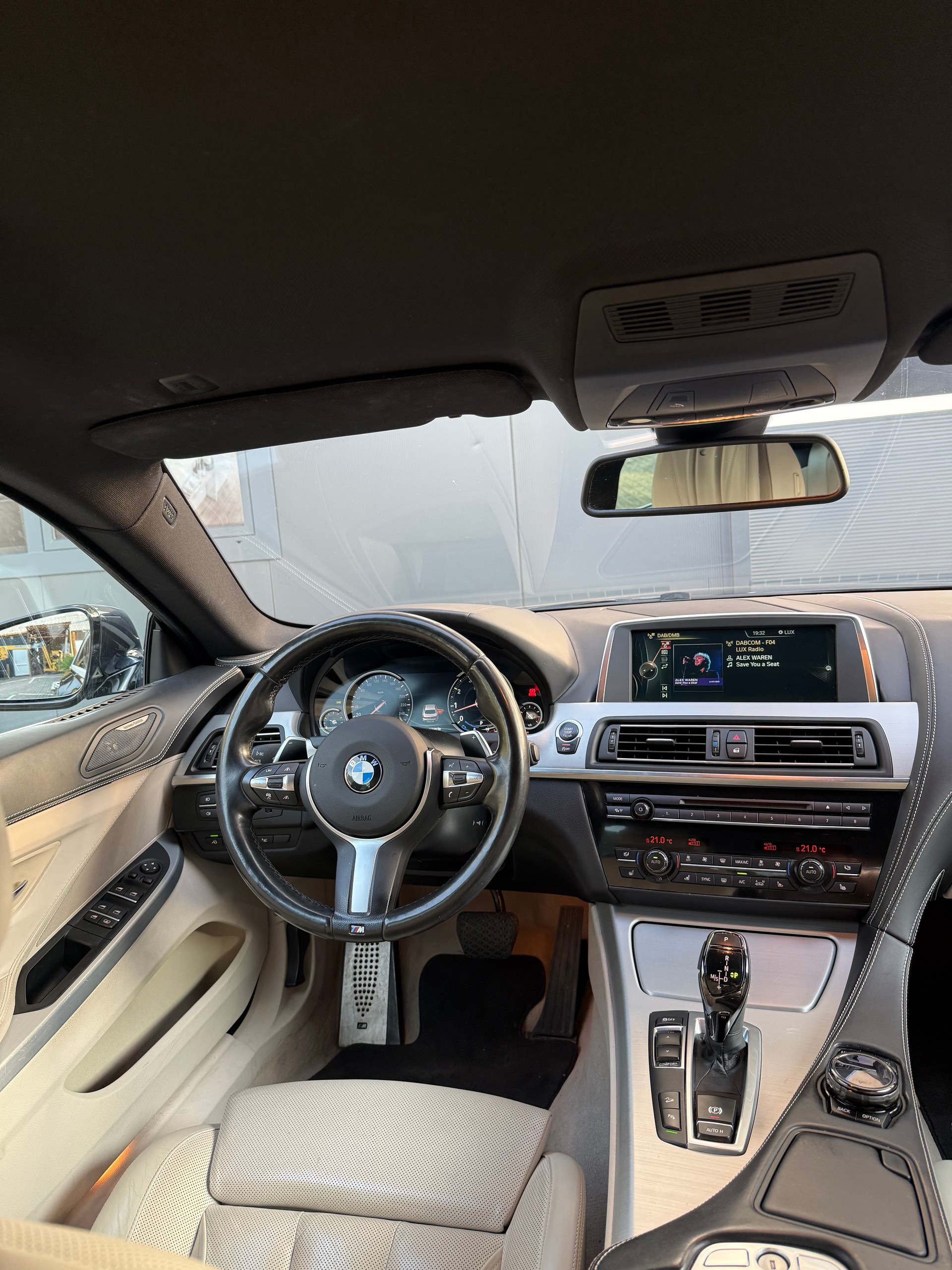 BMW 640i Gran Coupé Pack-M xDrive-image-10