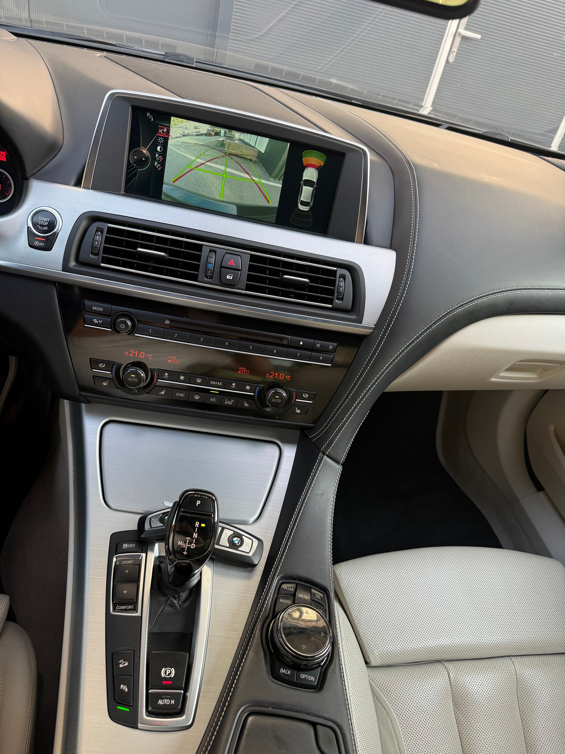 BMW 640i Gran Coupé Pack-M xDrive-image-14