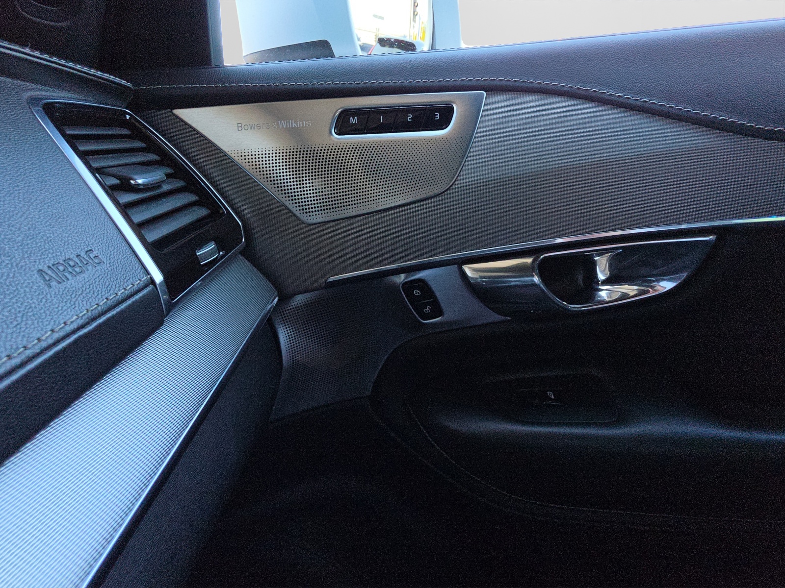 VOLVO XC90 2.0 T8 TE R-Design 7P. AWD-image-15