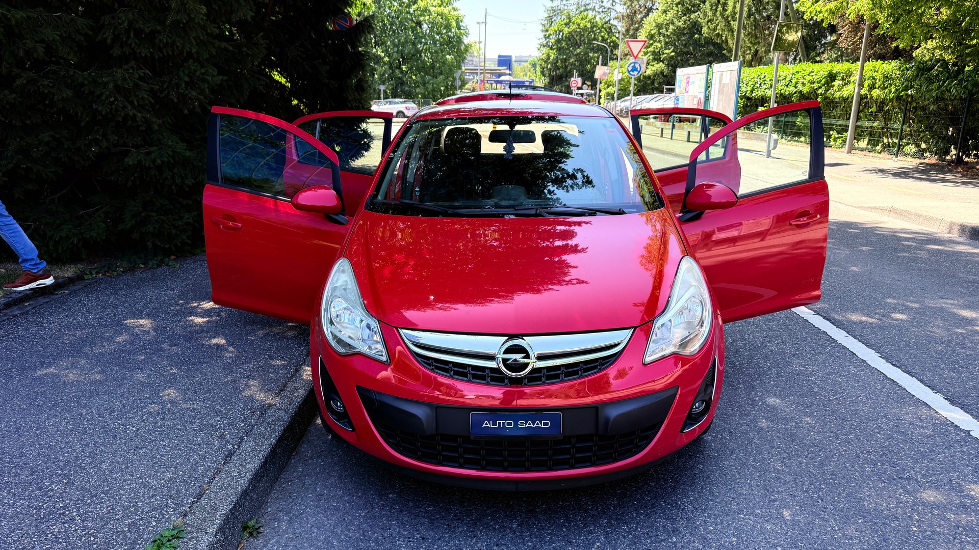 OPEL Corsa 1.4 TP Color Edition-image-12