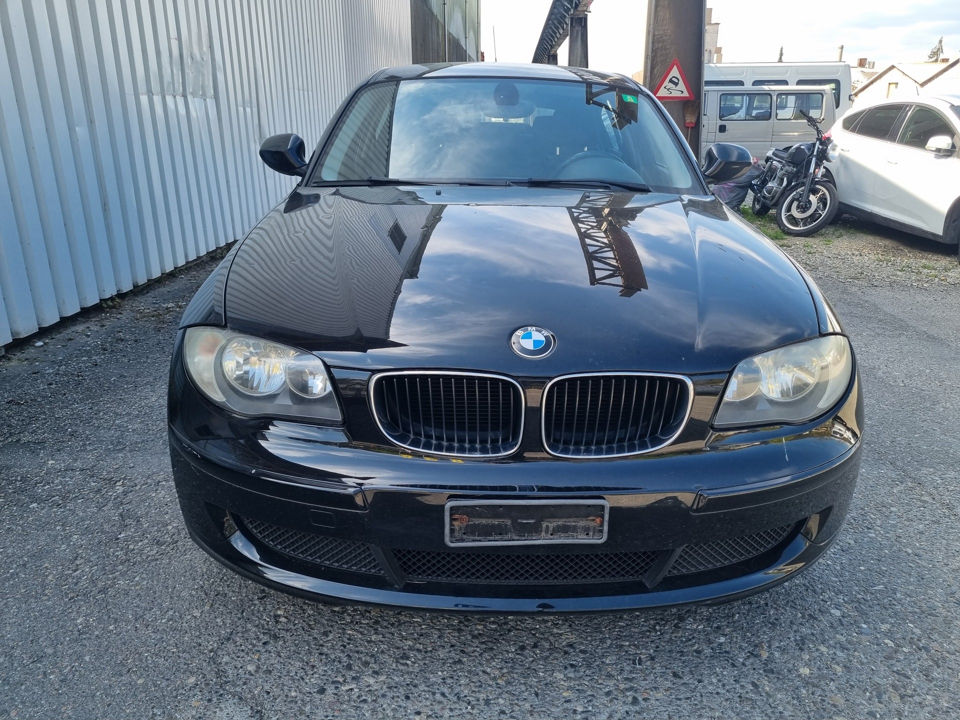 BMW 116i-image-0