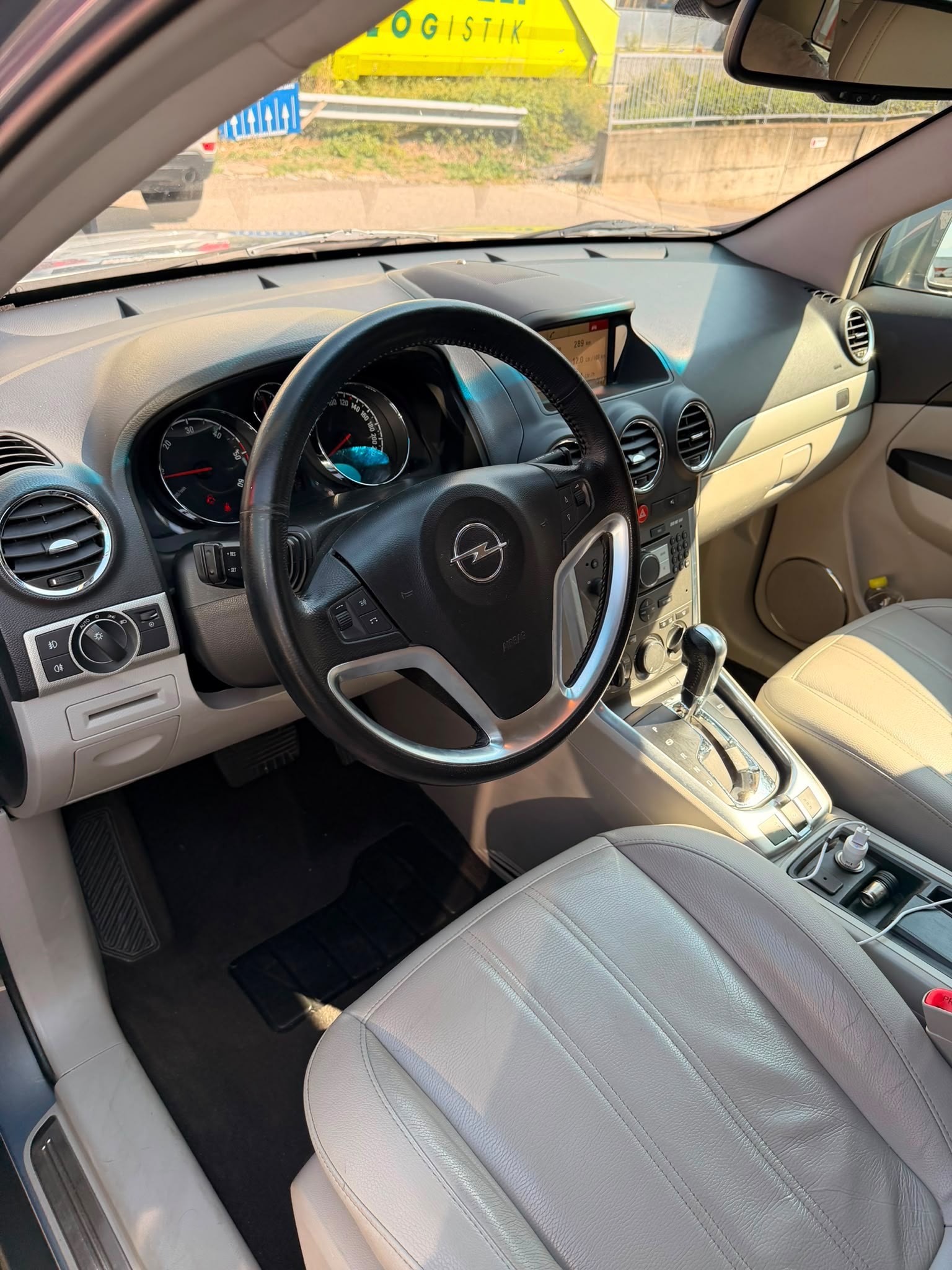 OPEL Antara 2.2 CDTi Enjoy 4WD-image-7