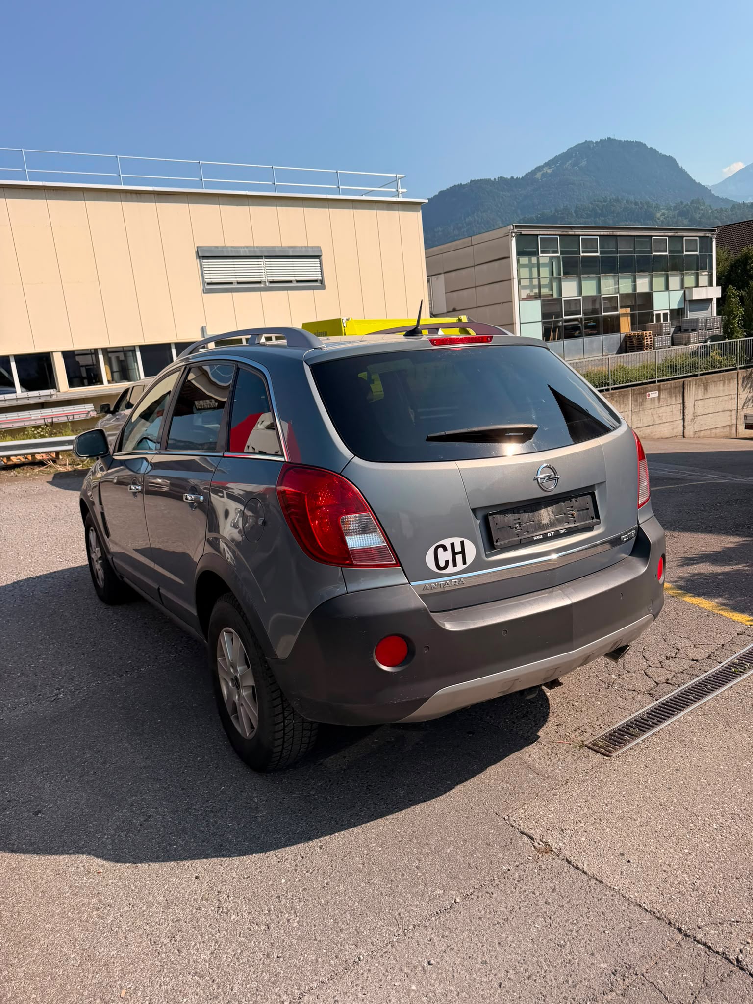 OPEL Antara 2.2 CDTi Enjoy 4WD-image-5
